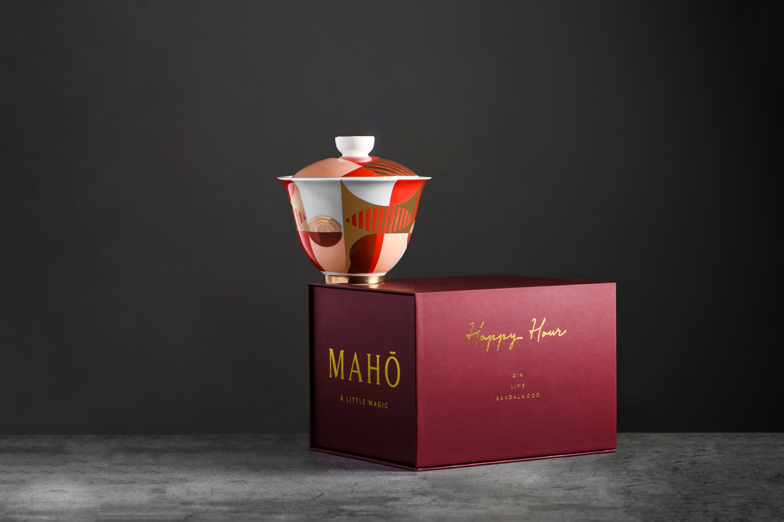 MAHO-Candle-with Box-Happy-Hour-AdobeRGB-400dpi -5856x3904px (1).jpg