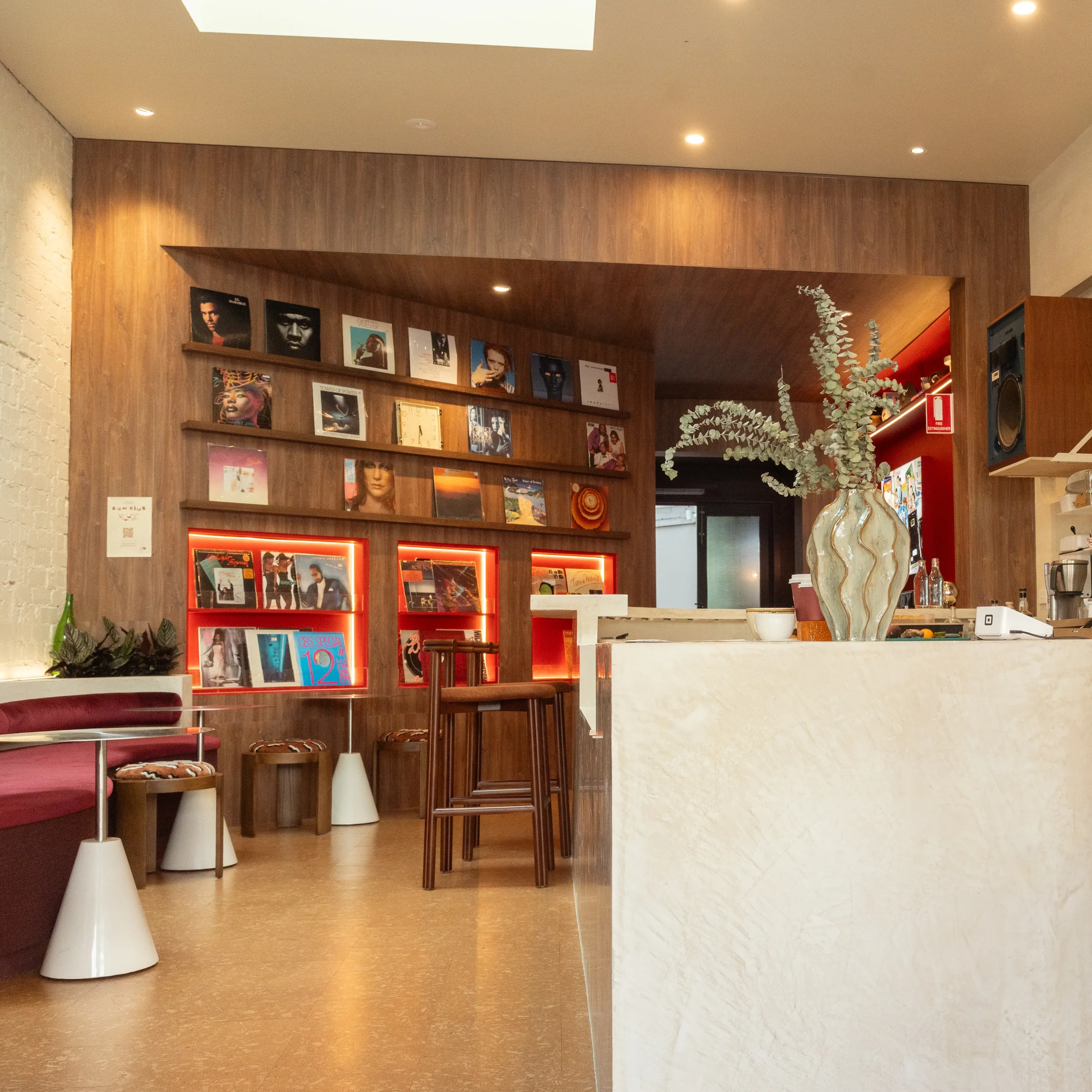 brandworks-sabi-sounds-interior-03.webp