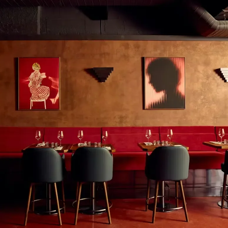 brandworks-frenchie-interior-01.webp