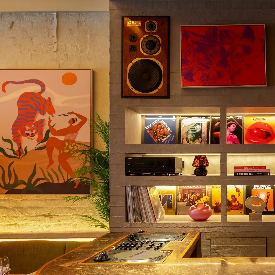 brandworks-interior-tyga-09-sq.webp