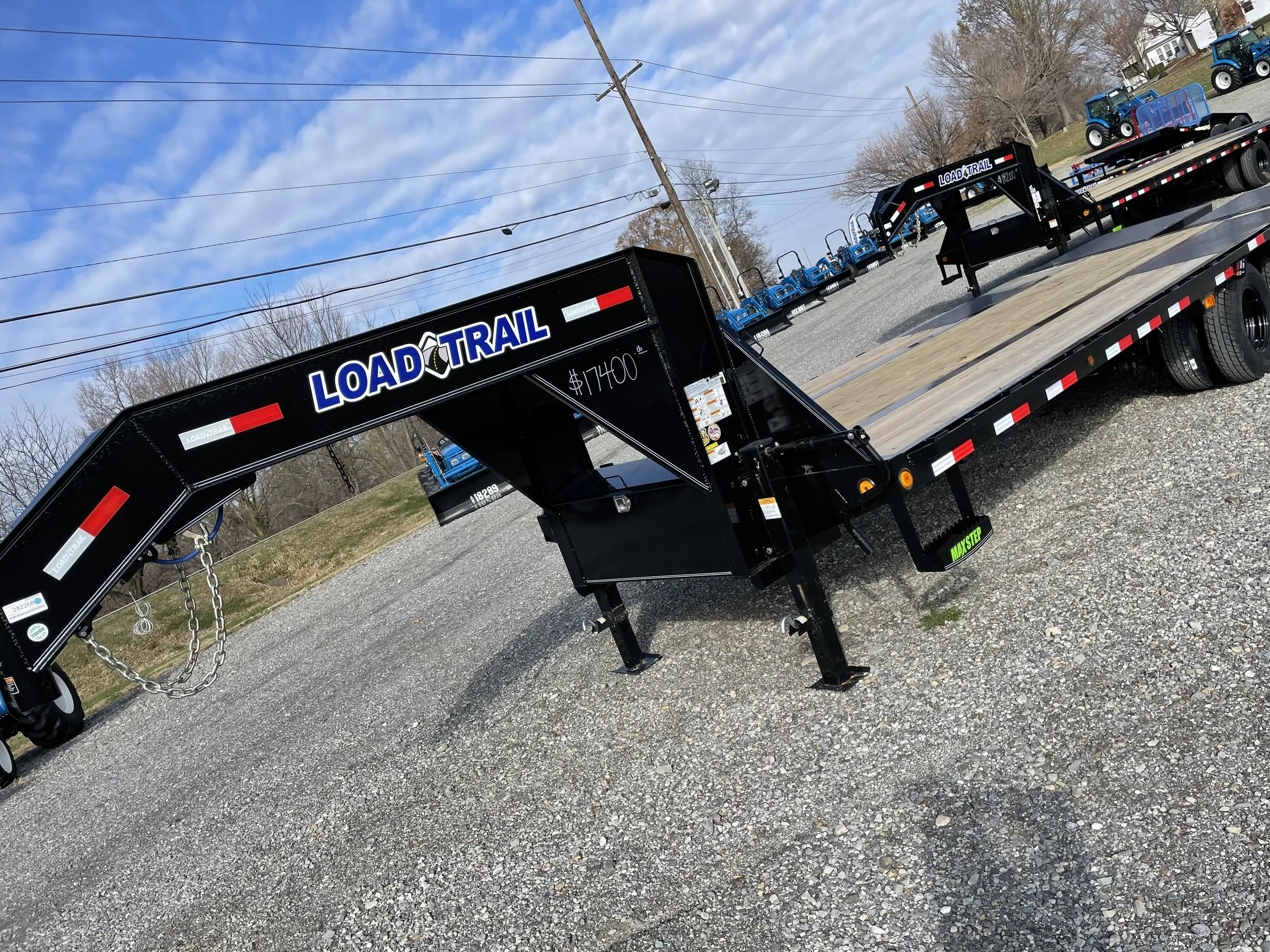  25’ GOOSENECK  DUAL TANDEM AXLE   $17,400   
