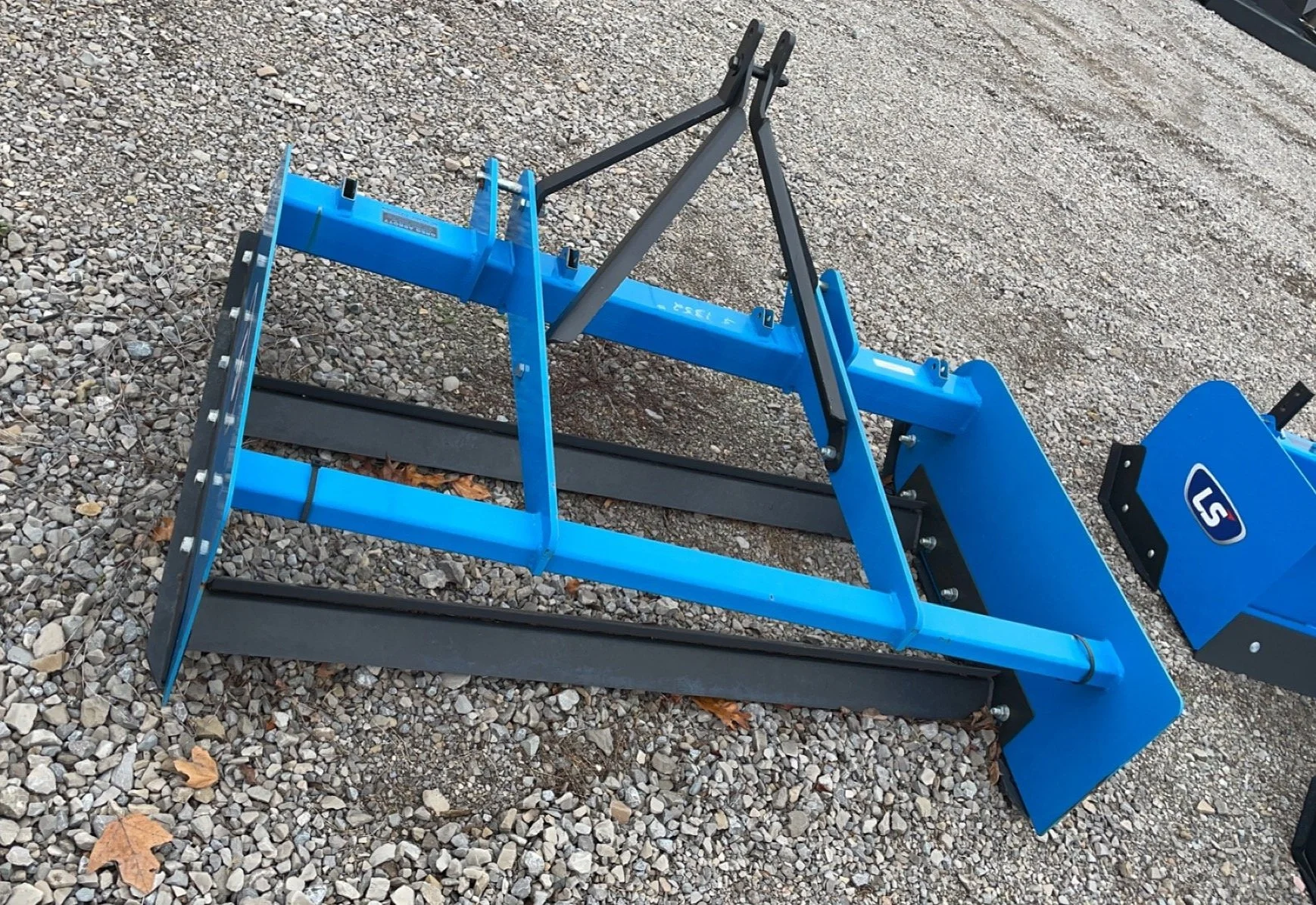 5' LAND PLANE