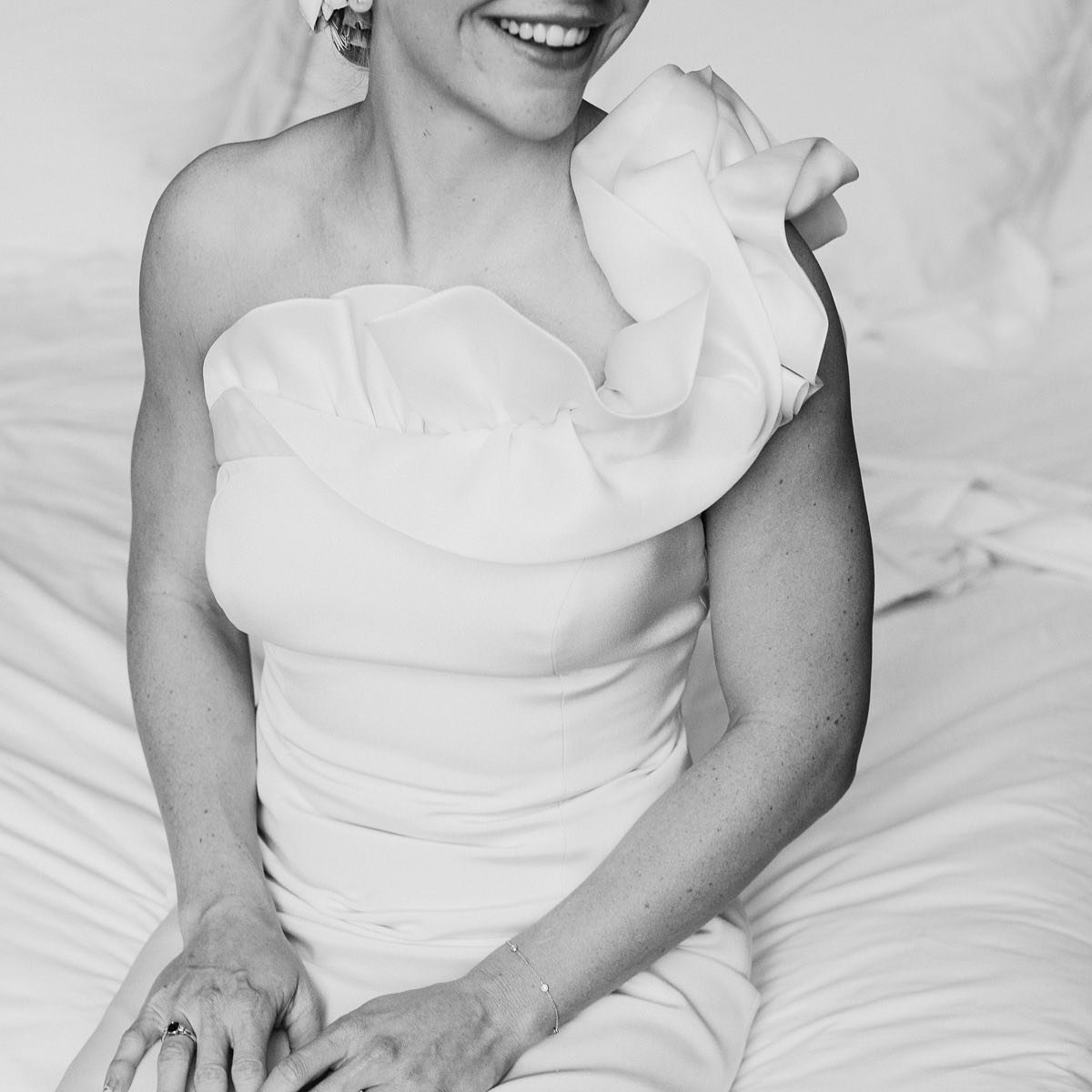 the most elegant dress by @romonakeveza
