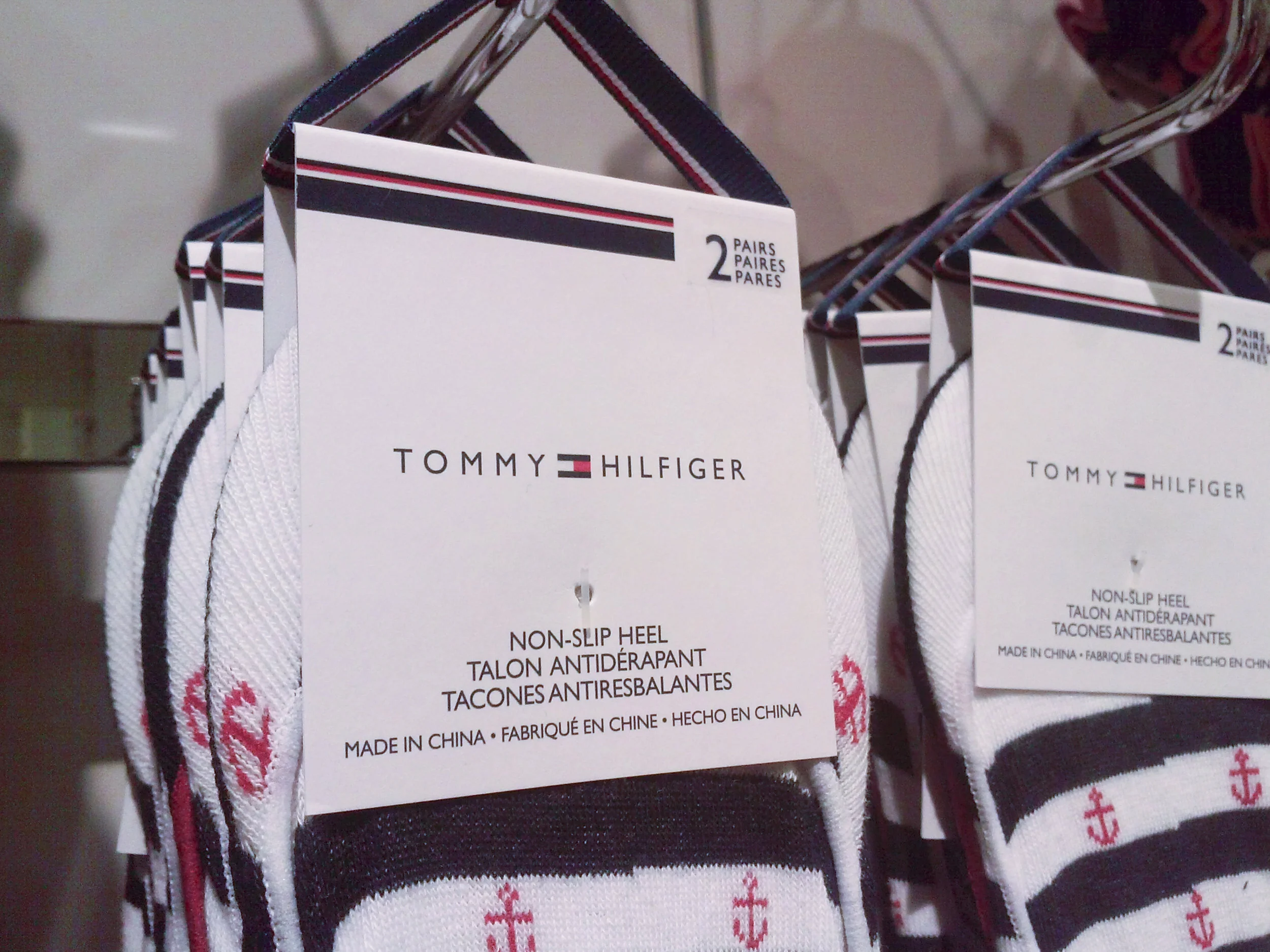 tommy-hilfiger-white-5.jpg