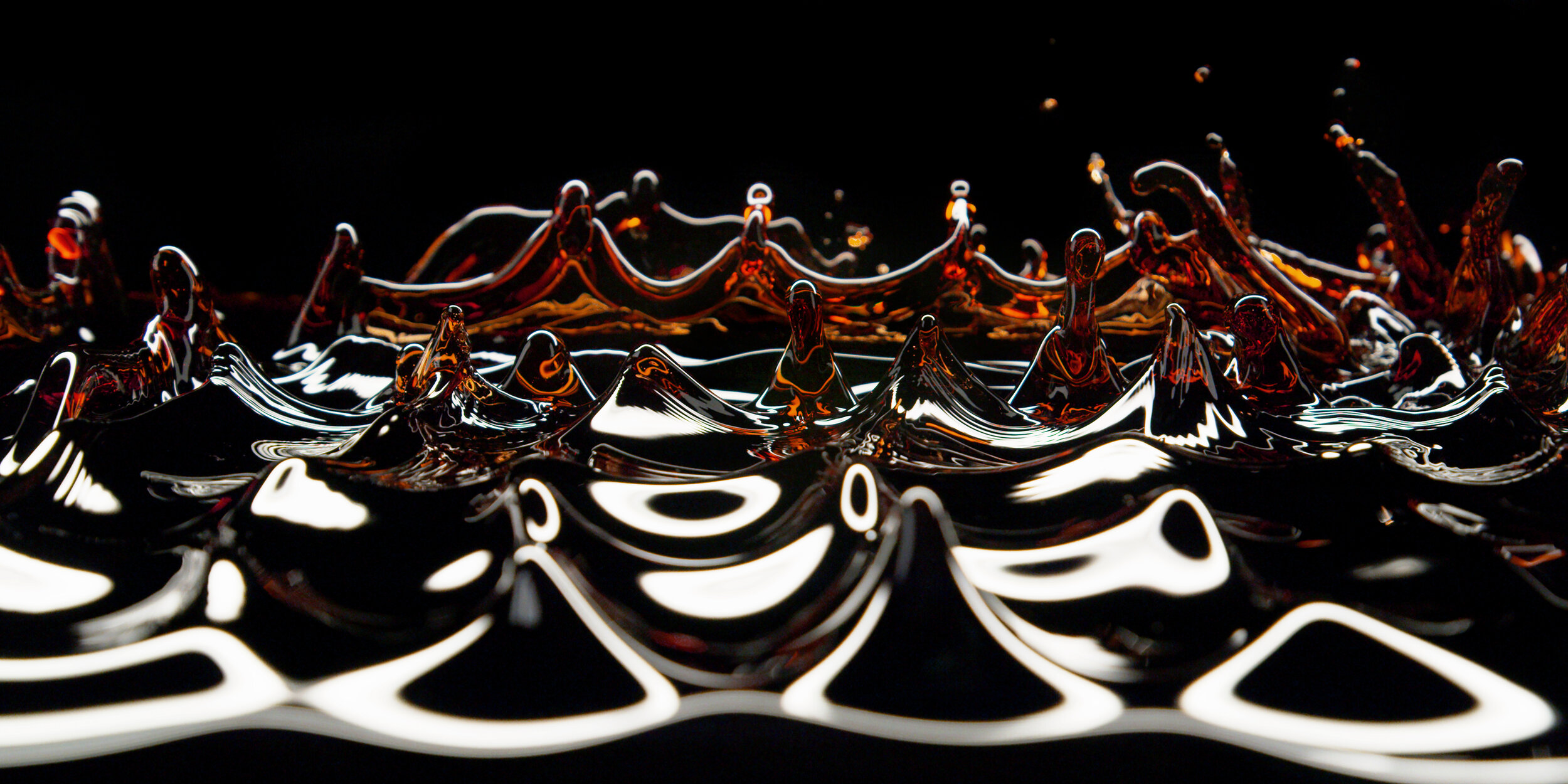 007-Macro_Waves_Billboard_C4.jpg