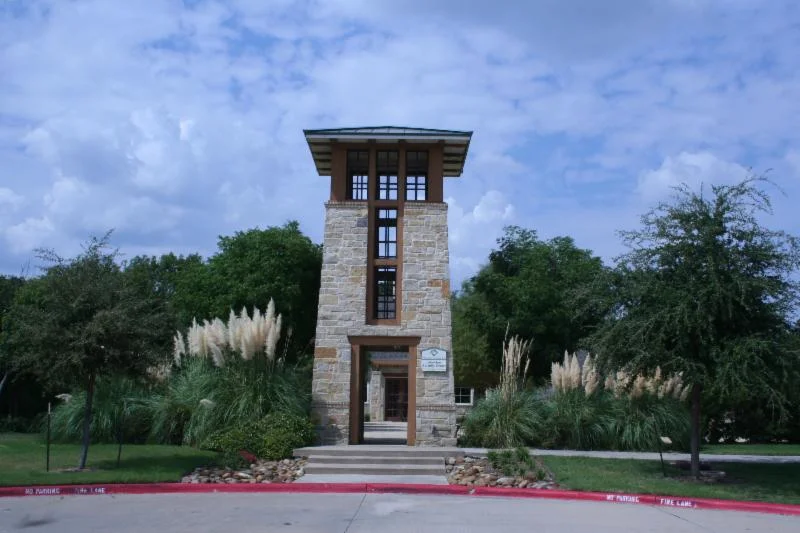 Lakeview Clubhouse.jpg