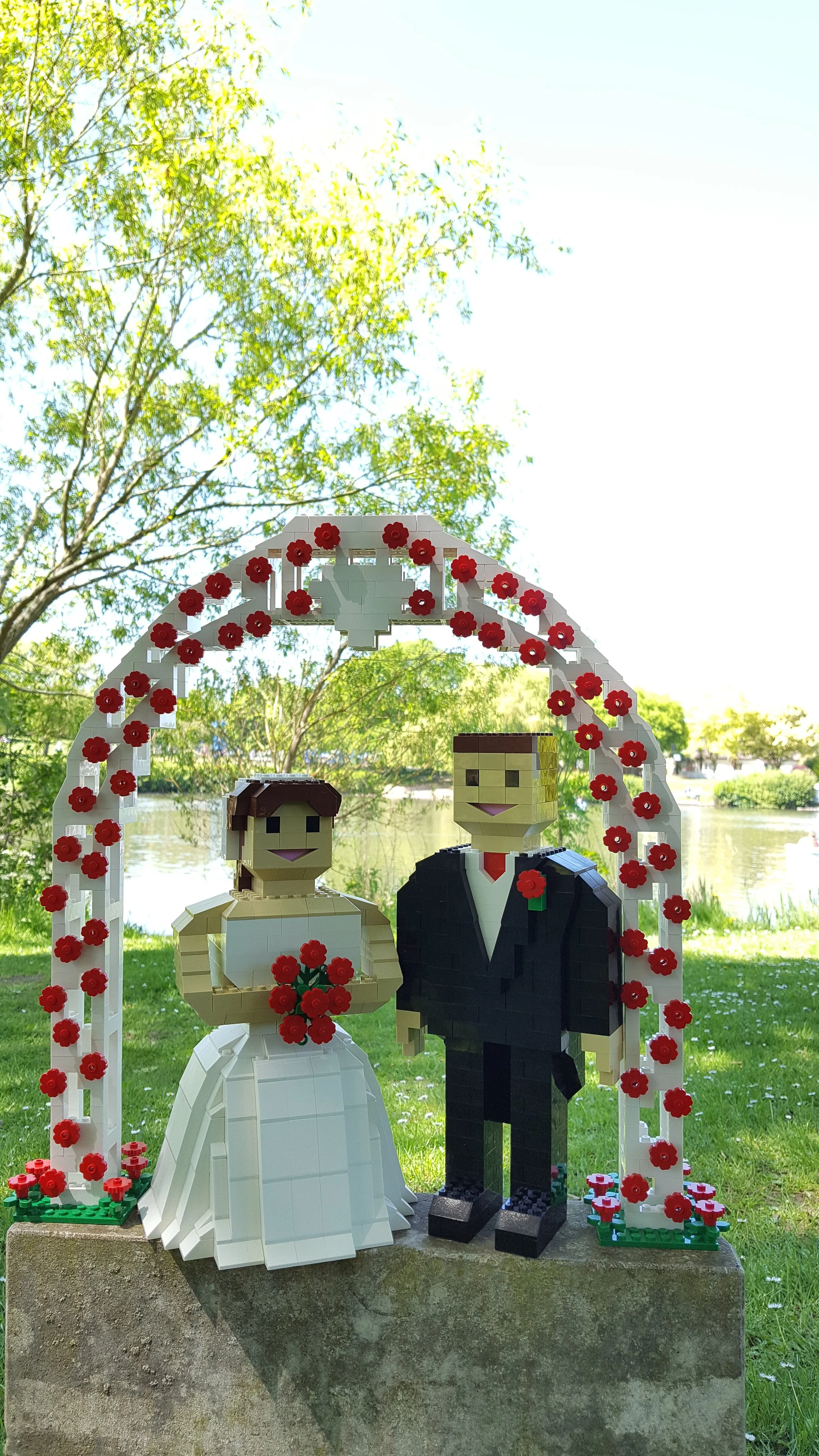 lego husband and wife for wedding hire.jpg