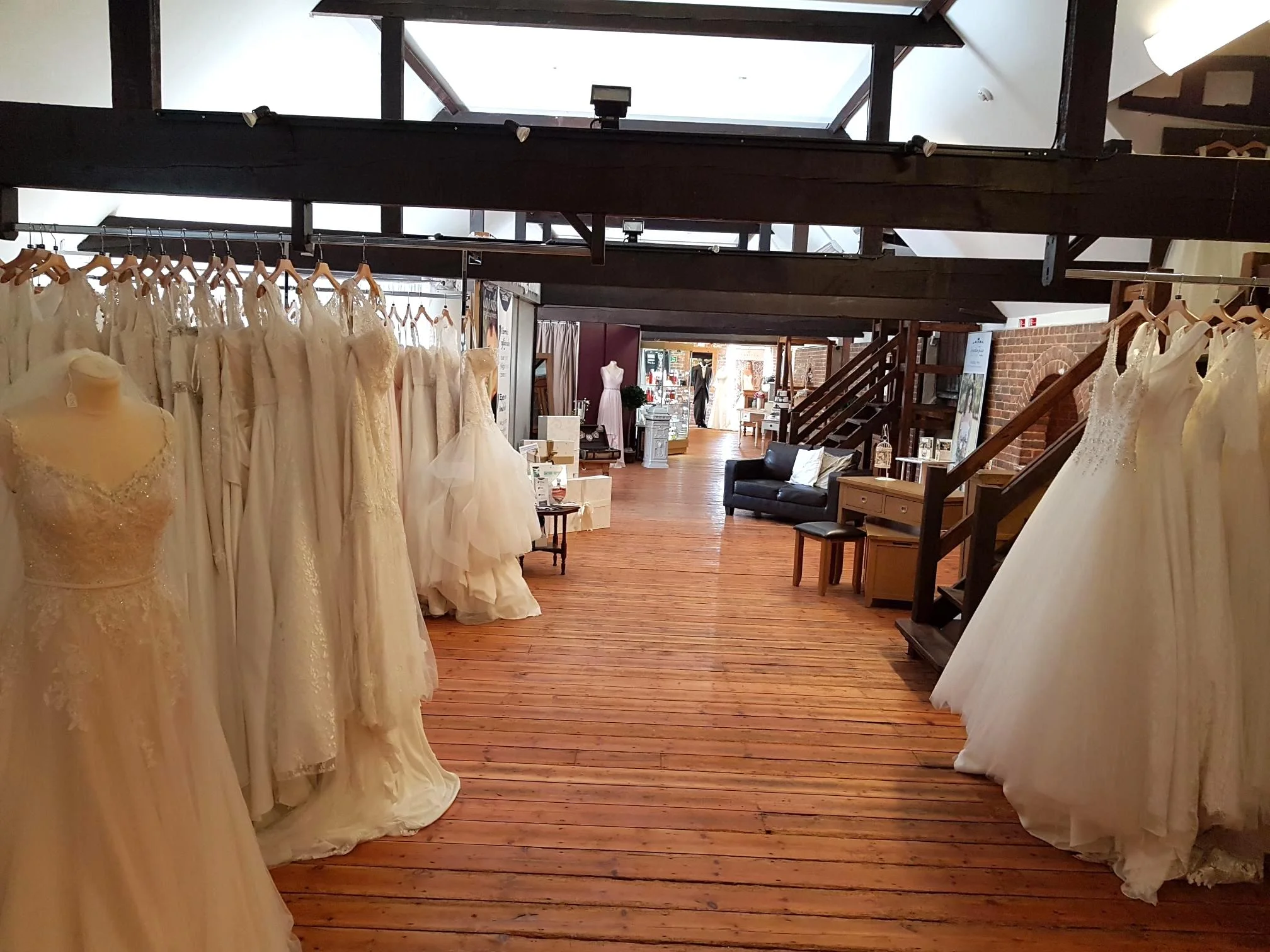 Wedding Dresses in kent | THINGS YOU DEFINITELY SHOULDN'T DIY FOR YOUR WEDDING.jpg