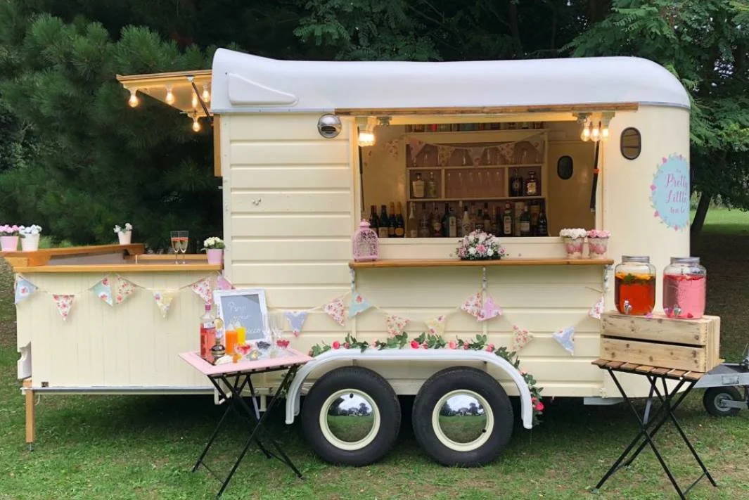 luxury wedding details Prosecco vintage bar