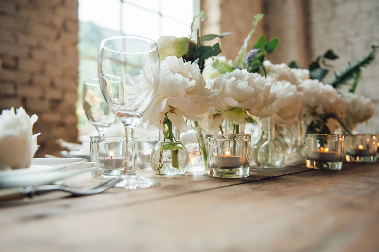 luxury wedding details fresh flowers and candles