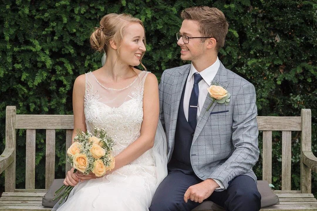 tips for choosing the perfect groom suit