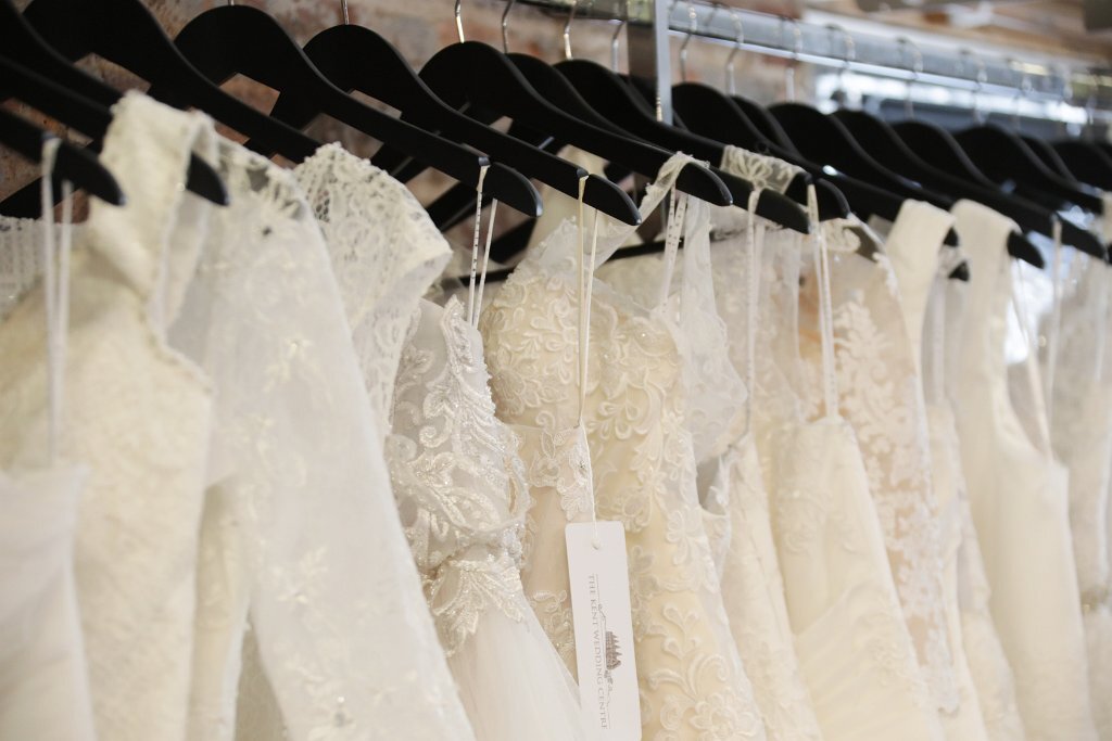 Tips For an Amazing Wedding Dress Shopping Experience — The Kent ...