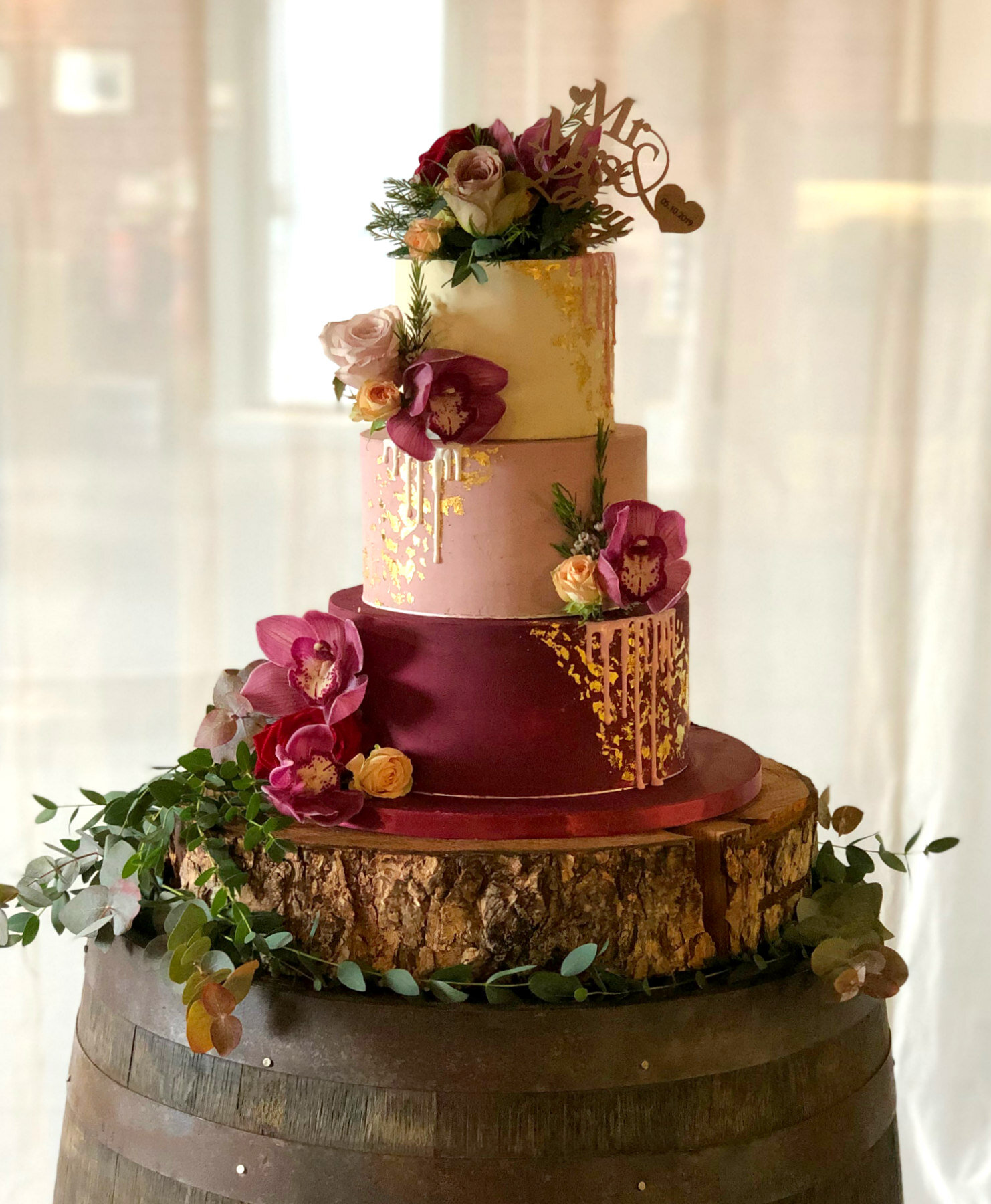 Customized Wedding Reception cake | Wedding reception cake, Reception cake,  Engagement party cake