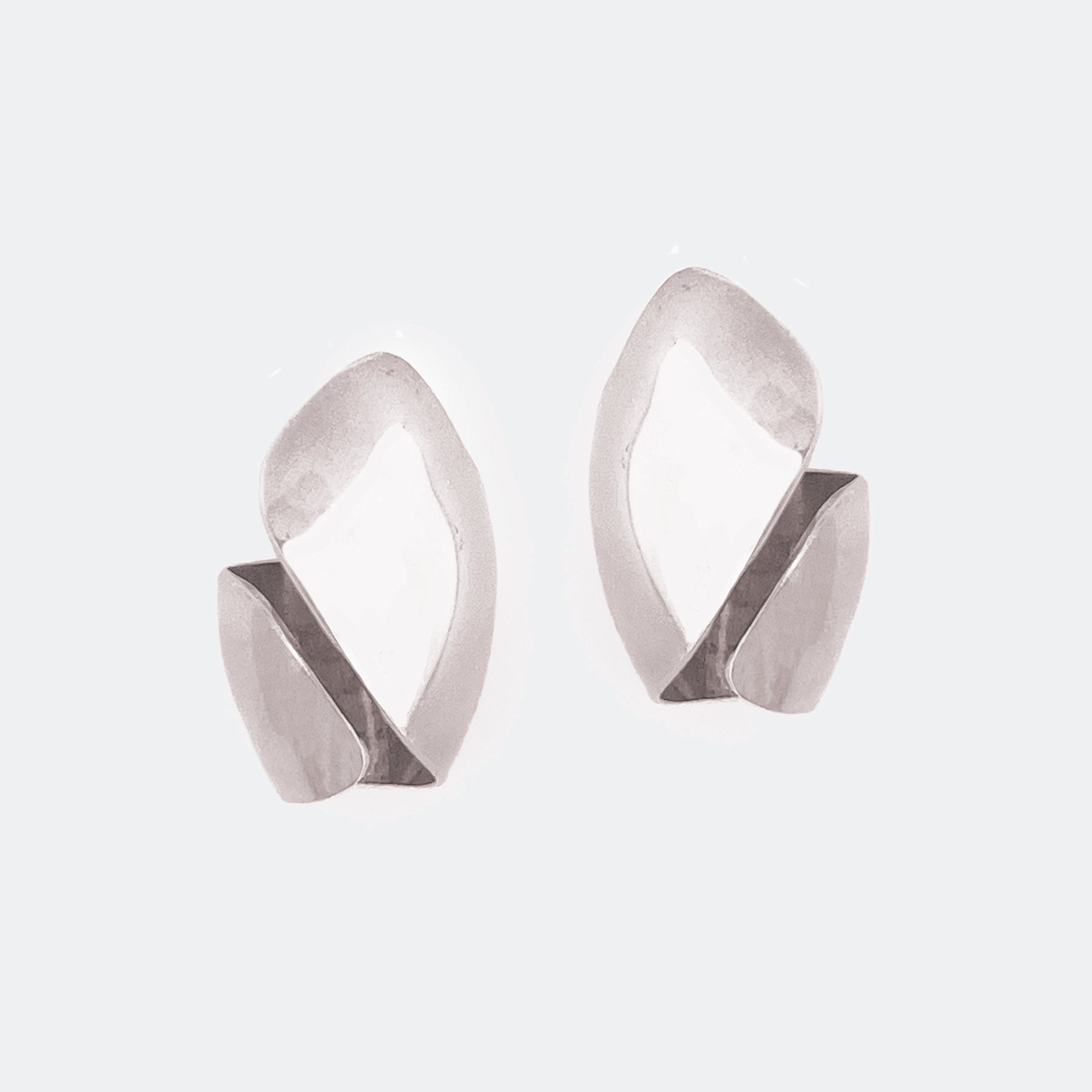 Kuori Earrings, Medium