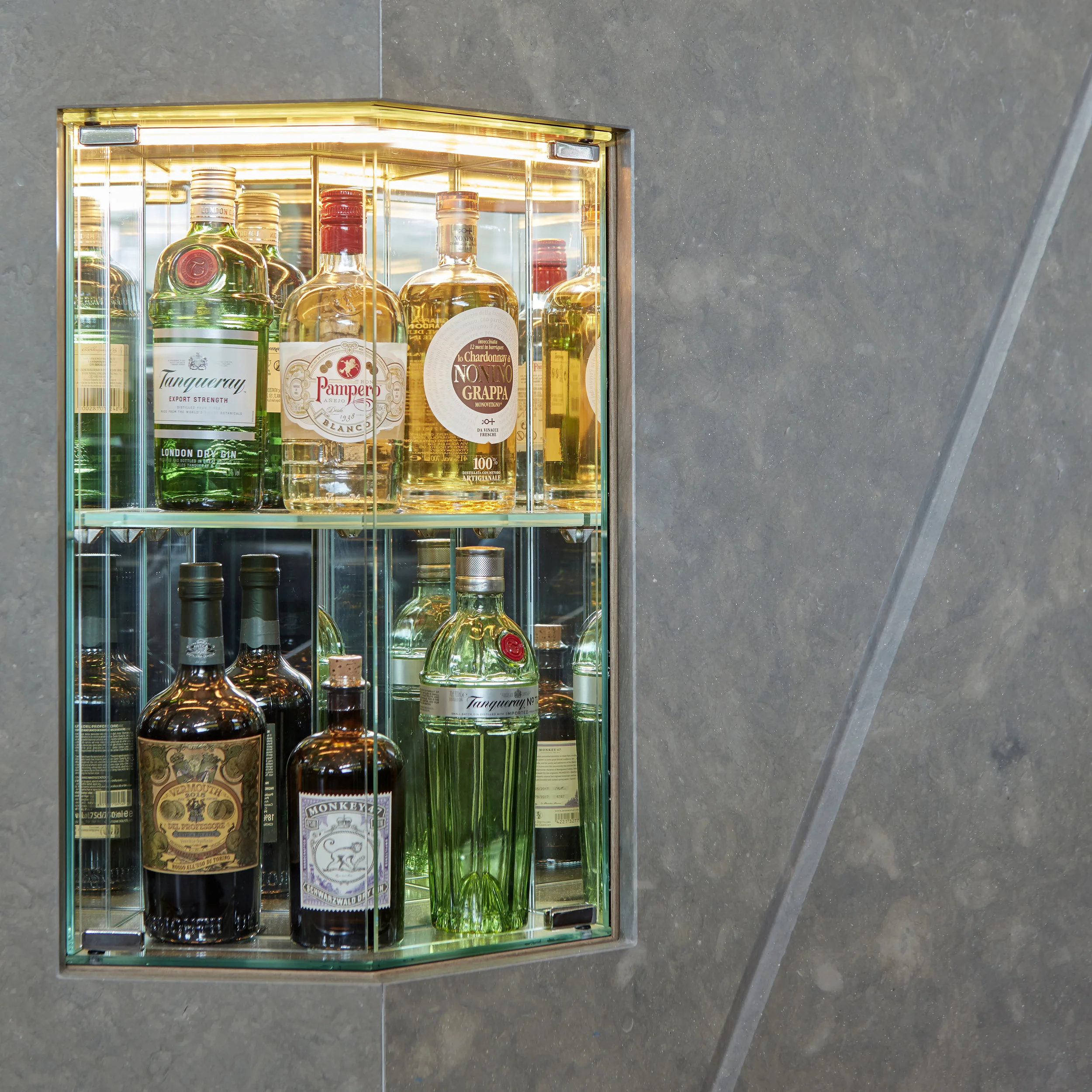 DPV_UTRECHT_0040 square.jpg