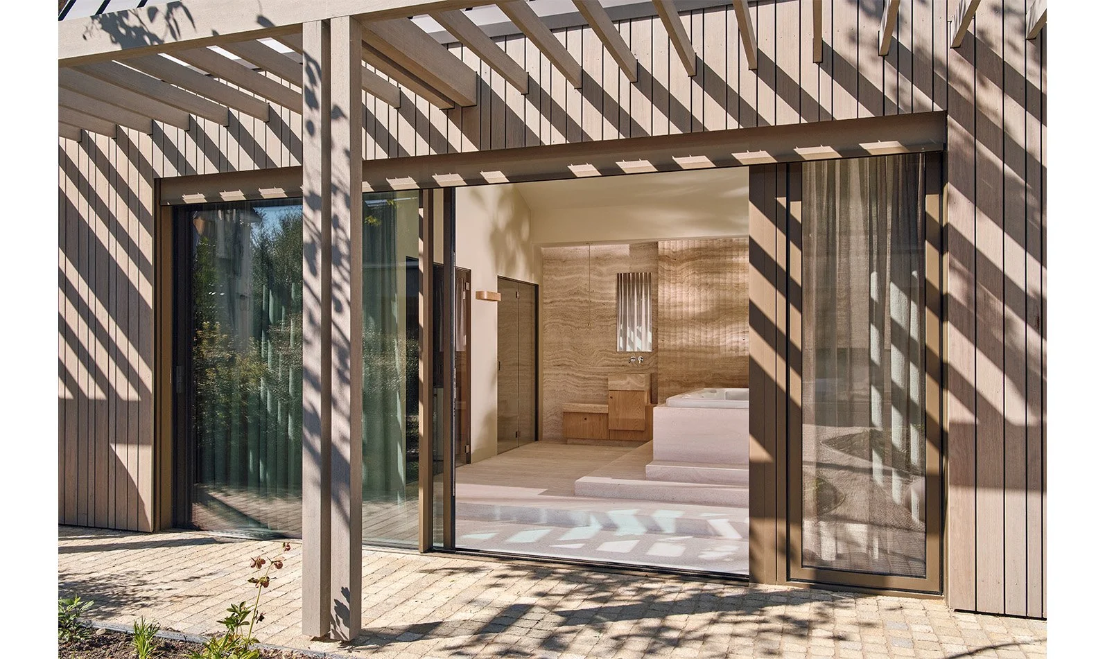 HOME WILHELMINALAAN WEBSITE - WELLNESS OUTSIDE .jpg