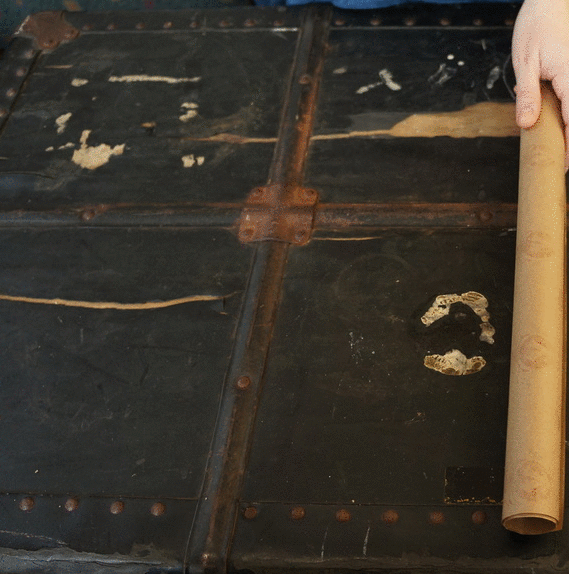 Choose the right amount of wrapping paper