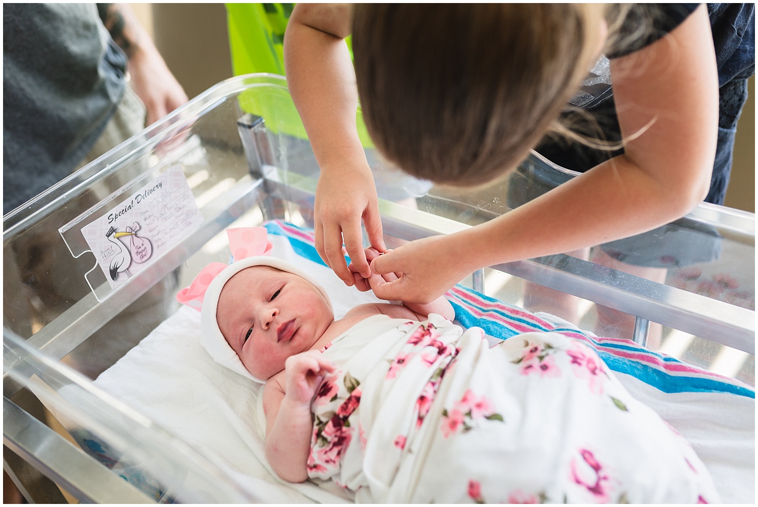 collingswood-new-jersey-fresh48-newborn-hospital-photographer_0060.jpg