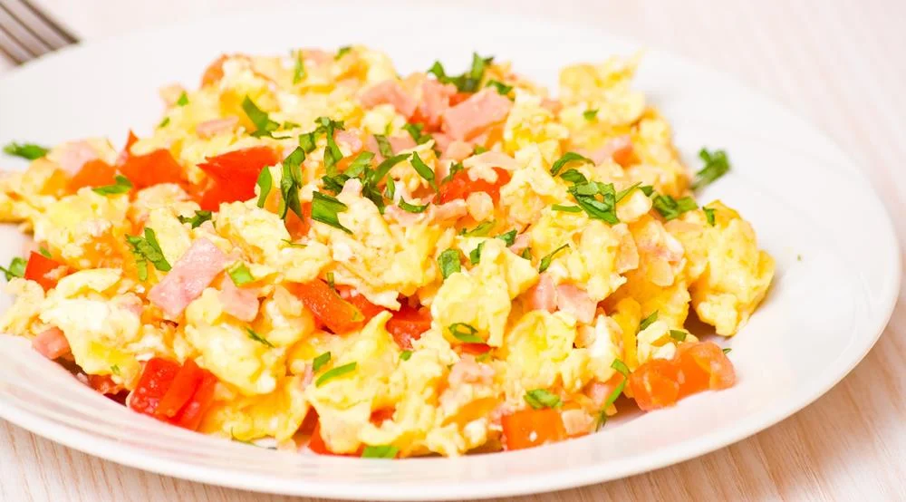 Online Personal Trainer Breakfast Recipes - Eggy Scrambled Breakfast.jpg
