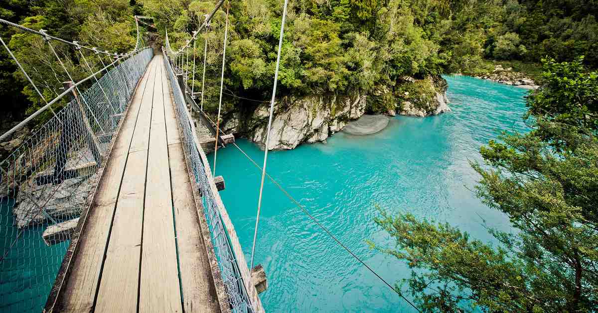 A route to NZ emigration.jpg