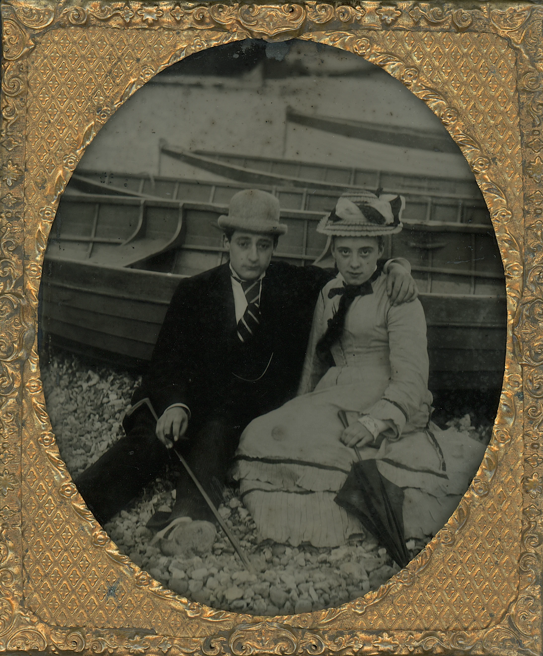 12_Couple_on_Sands2A.jpg