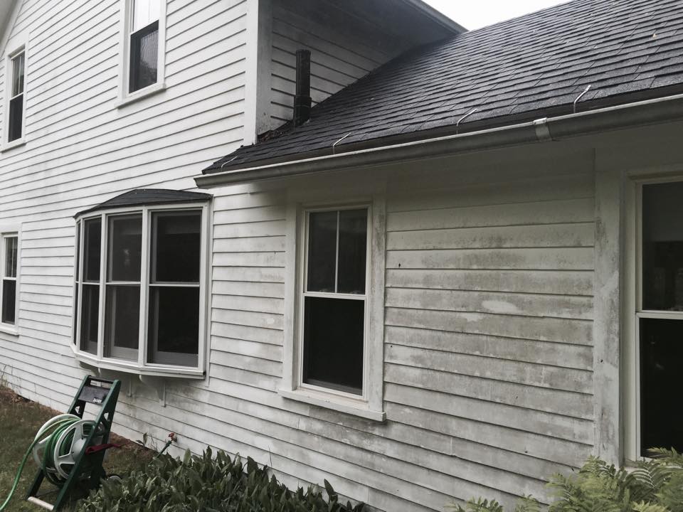 WINDOW CLEANING, SOFT WASH ROOF & HOUSE