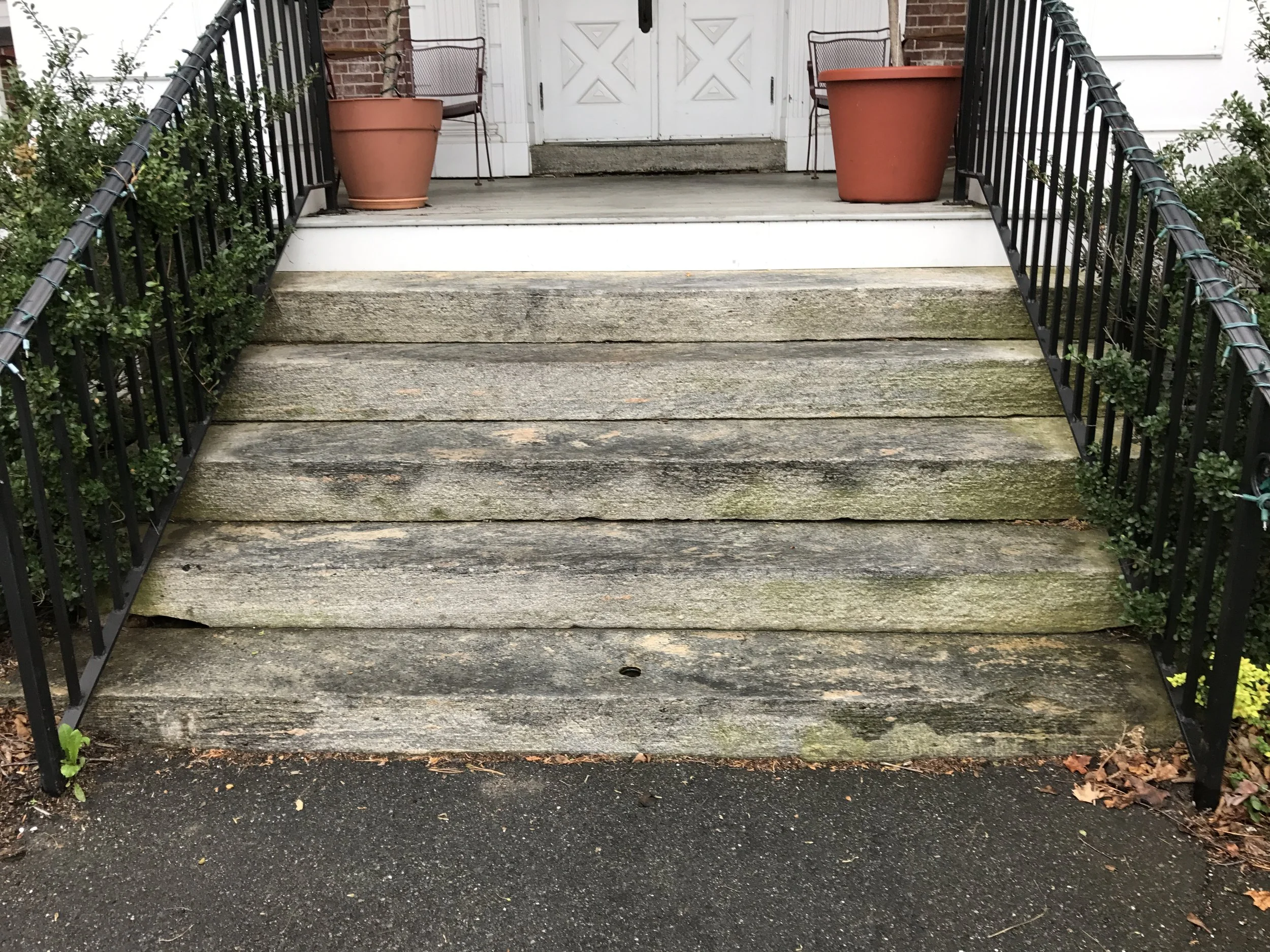 PRESSURE WASH
