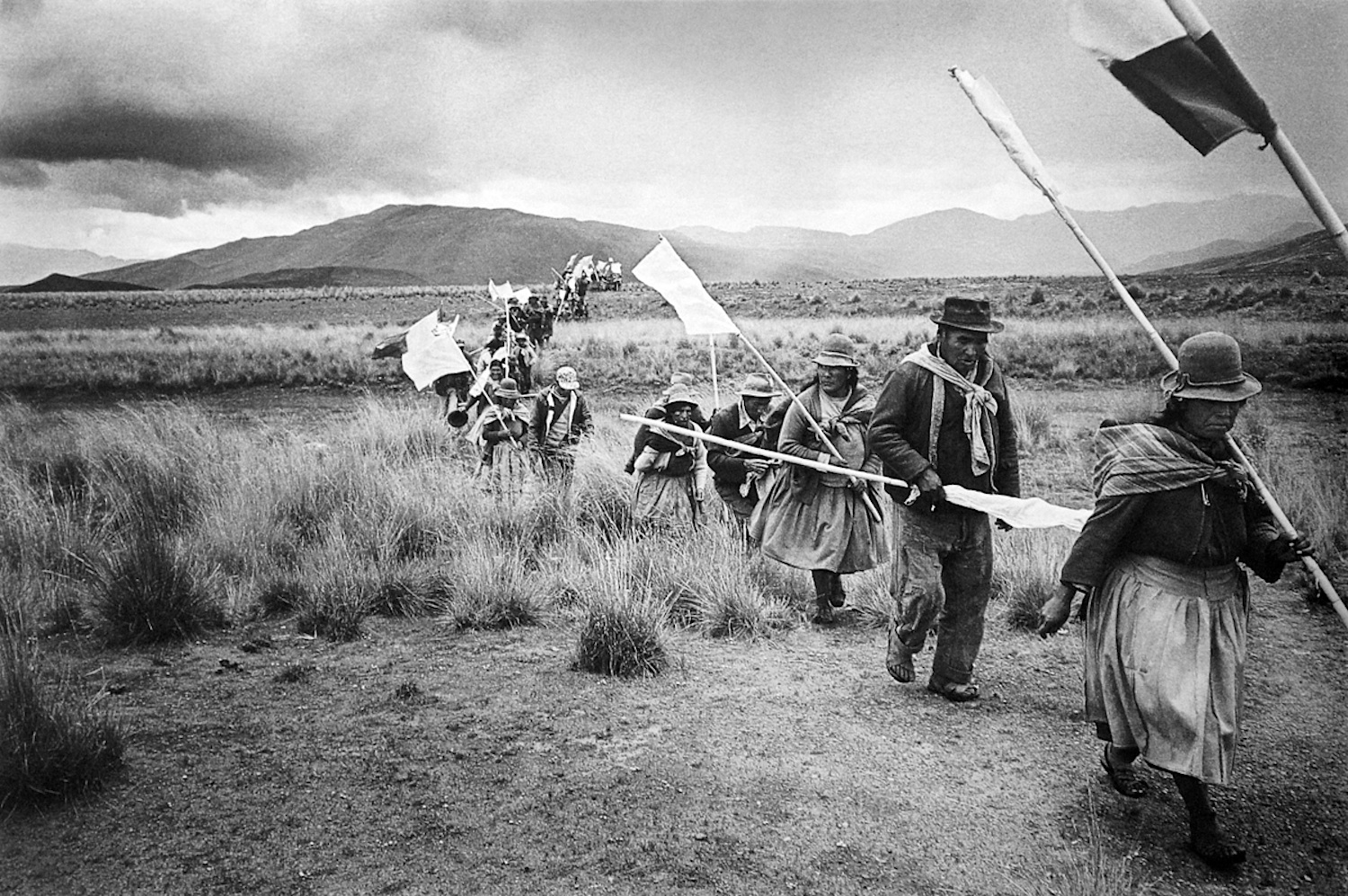  Melchor Lima / Toma de tierras en la comunidad campesina Macará / Melgar, Puno, 1989.&nbsp; © TAFOS 