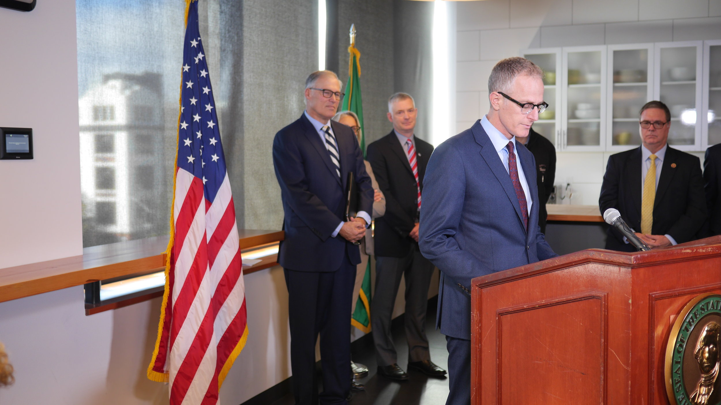  Mike Stevens, Conservancy State Director, kicks off the Press Conference.&nbsp; 