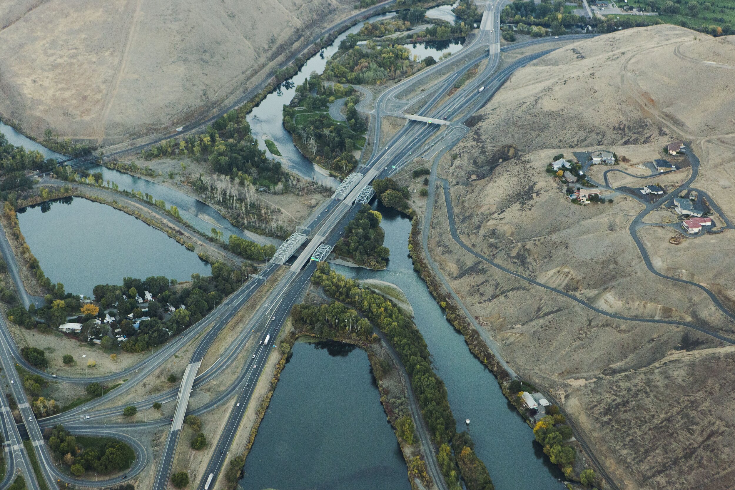 Confluence of Yakima and Naches Rivers near I-82 by Benjamin Drummond.jpg