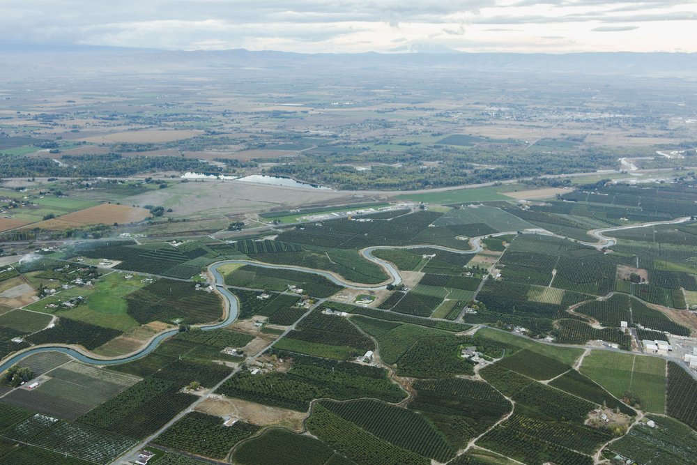 Yakima River irrigates a floodplain by Benjamin Drummond.jpg