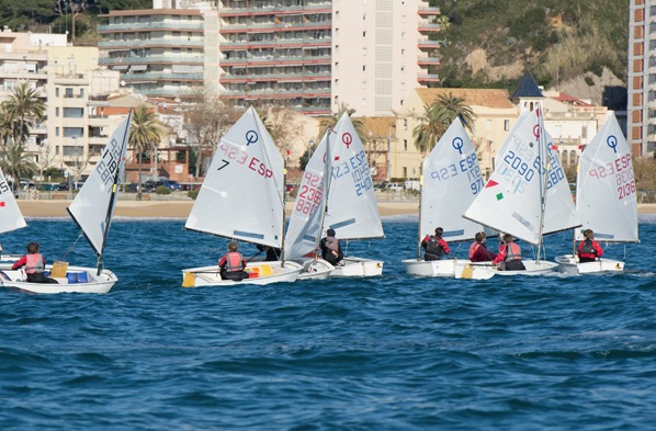 EQUIP INICIACIÓ OPTIMIST