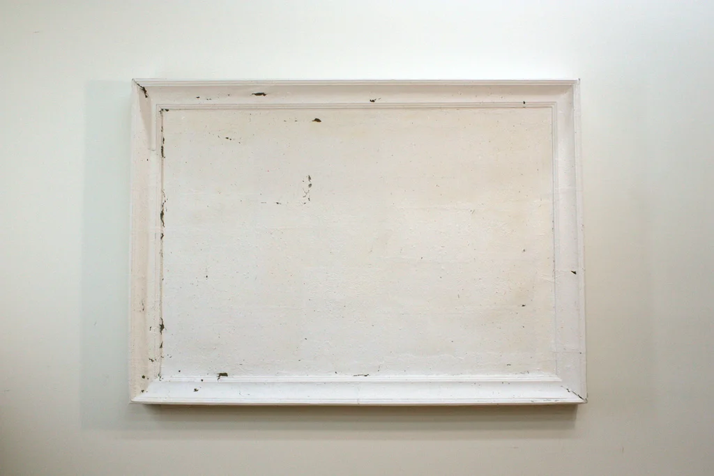 paperframe2_b.jpg