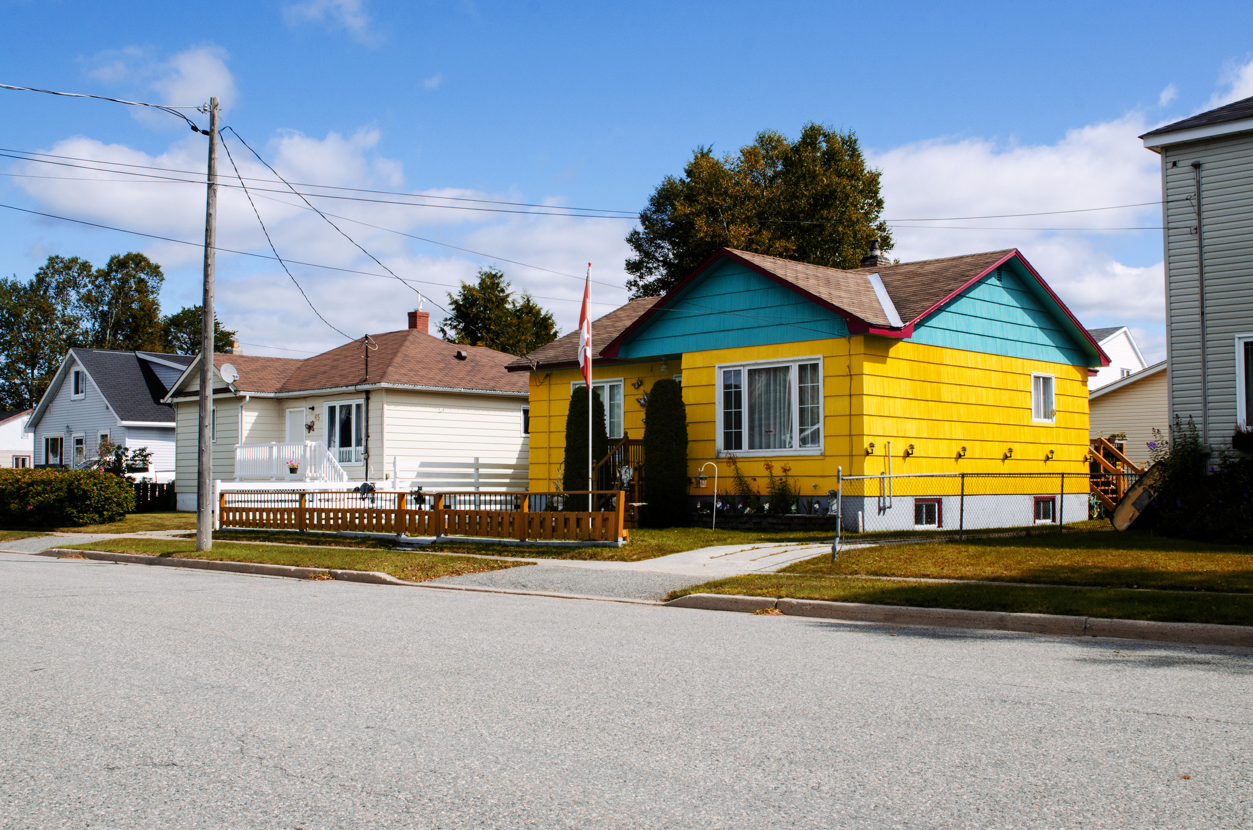   Jenkins, Cheyenne. Yellow House. 2017. Digital Photography. Wawa, Ontario    