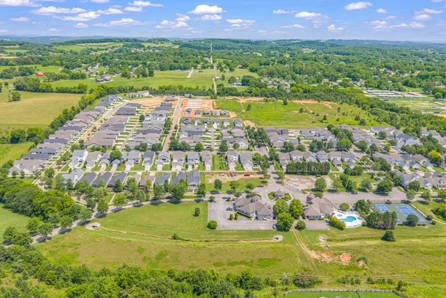 53-web-or-mls-June 2026 Willow Creek-22.JPG