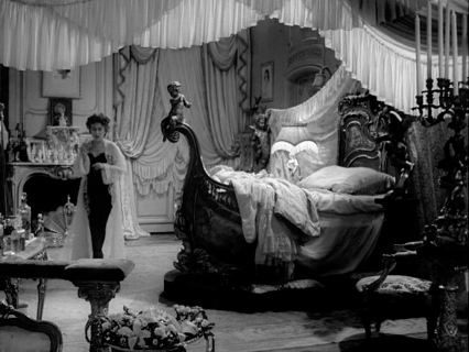  Set: Norma Desmond’s Bedroom, Sunset Blvd. Hans Dreier