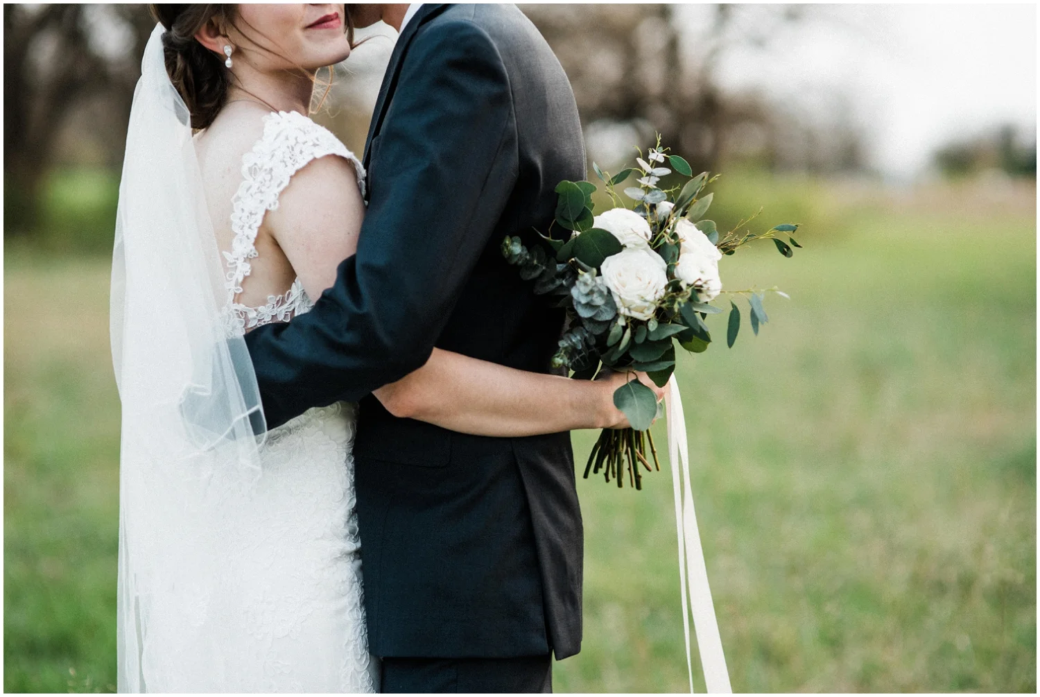 Dayton-Wedding-Photographer-Eastwood-MetroPark_0046.jpg