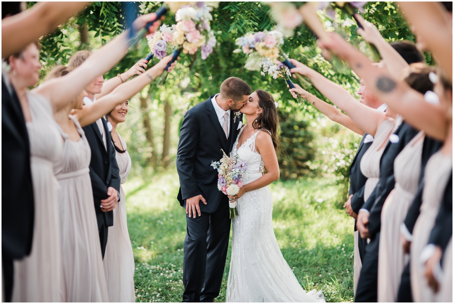 Rolling-Meadows-Ranch-Cincinnati-Ohio-Wedding-Photographer-Chelsea-Hall-Photography_0057.jpg