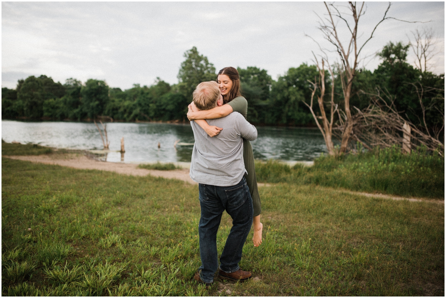 lauren&drew-Chelsea-Hall-Photography-Dayton-OH-117.jpg