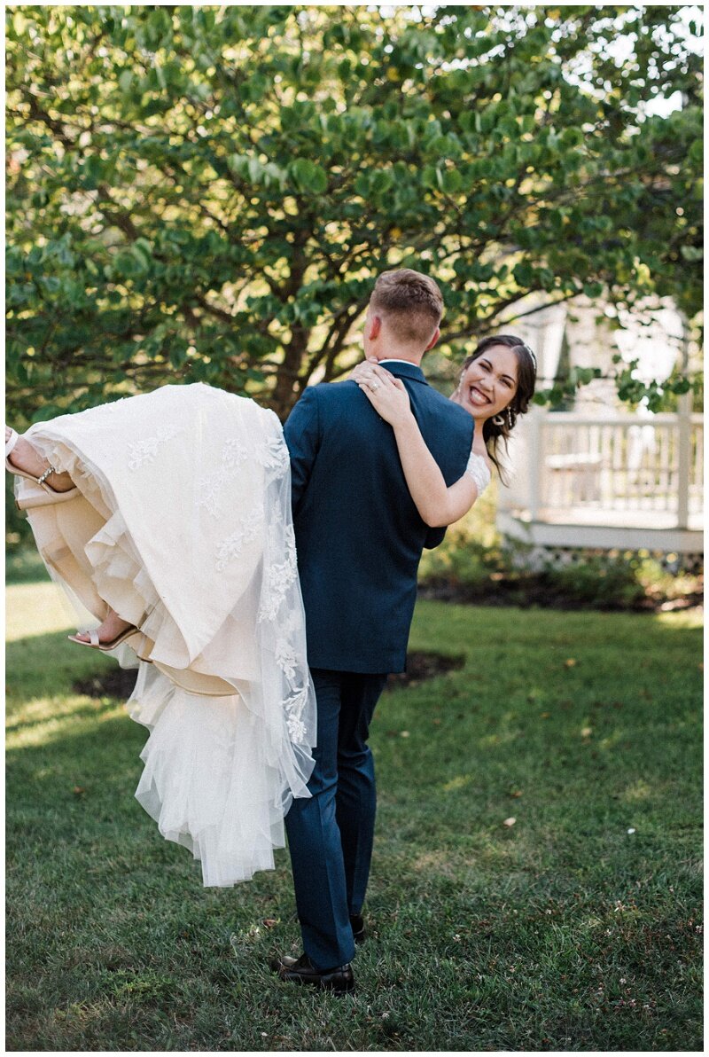 White Garden Inn | Oxford, Ohio Wedding