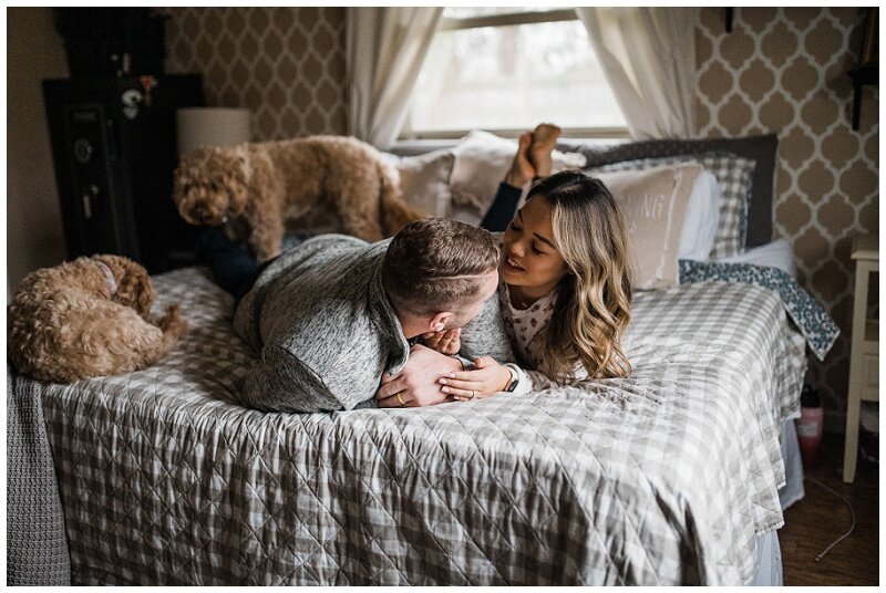 Lifestyle In-Home Maternity Portraits | Dayton, Ohio