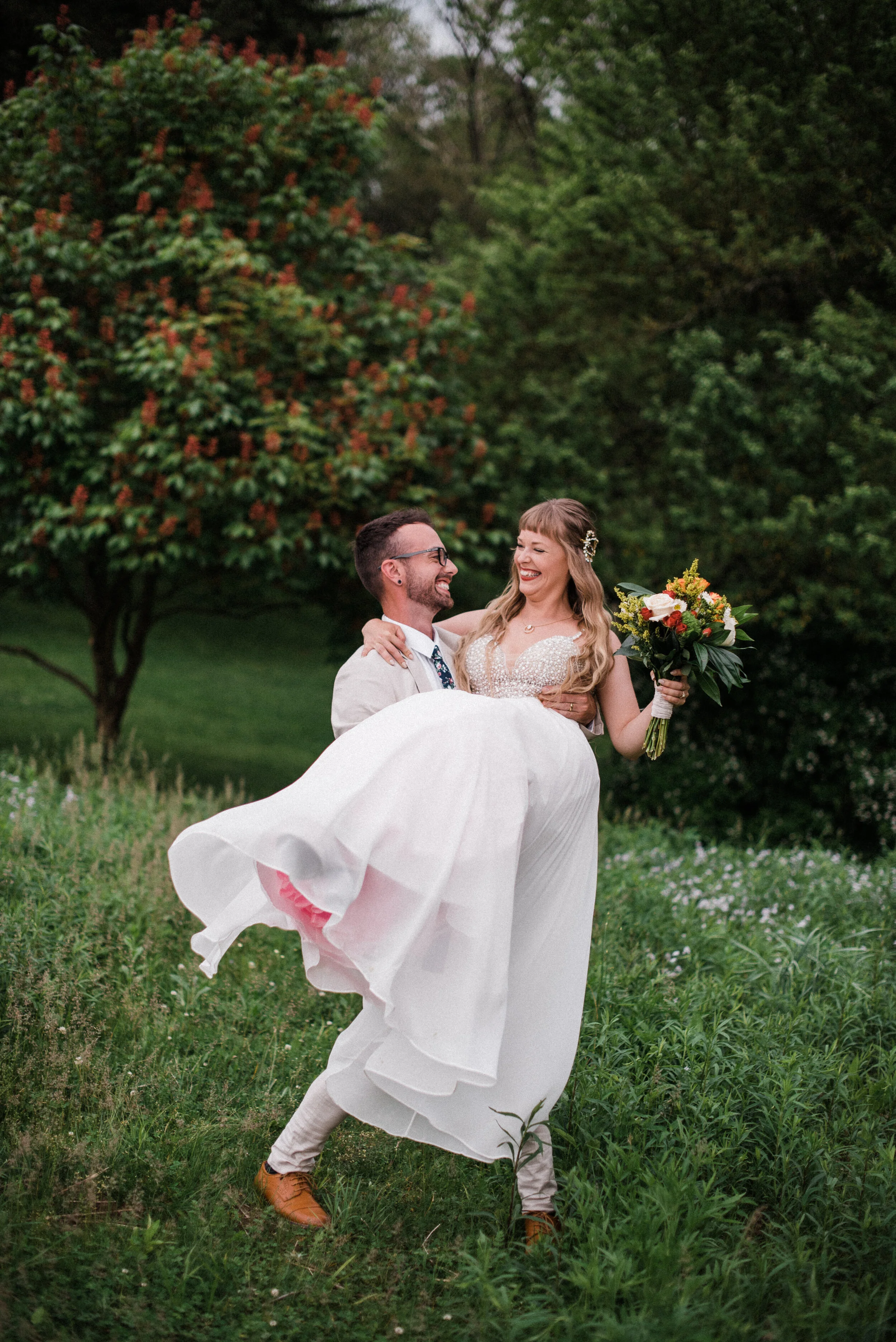 Mario &amp; Rachel | Englewood, OH | Aullwood Garden MetroPark Elopement