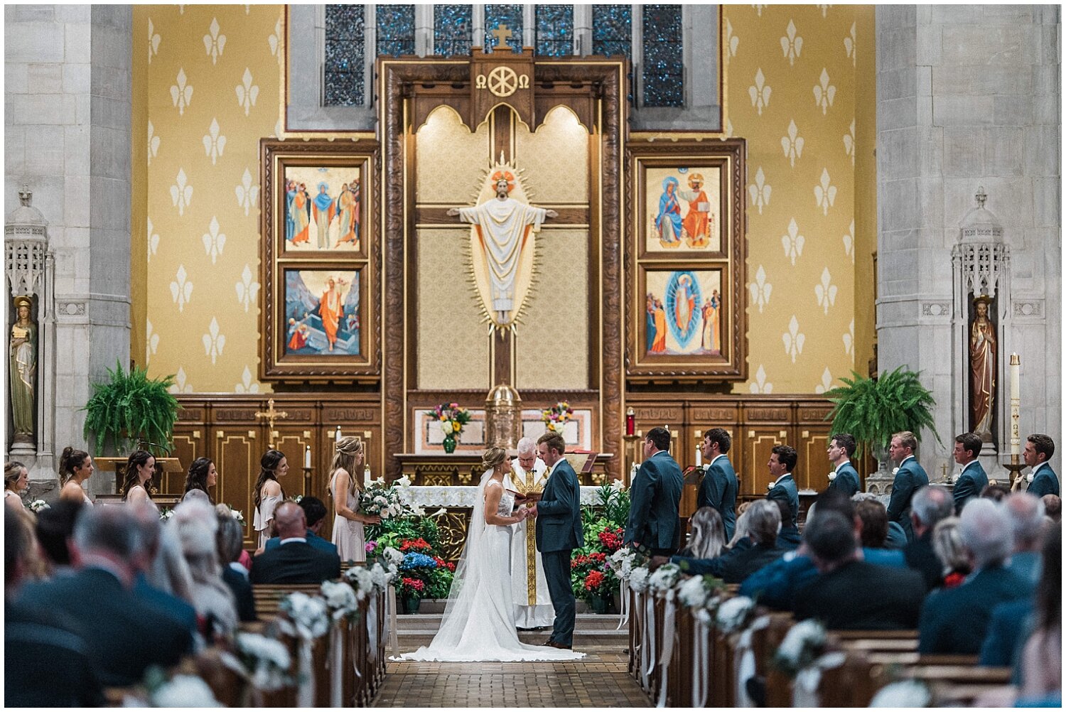 St. Cecilia Parish Catholic Church Wedding | Cincinnati, Ohio