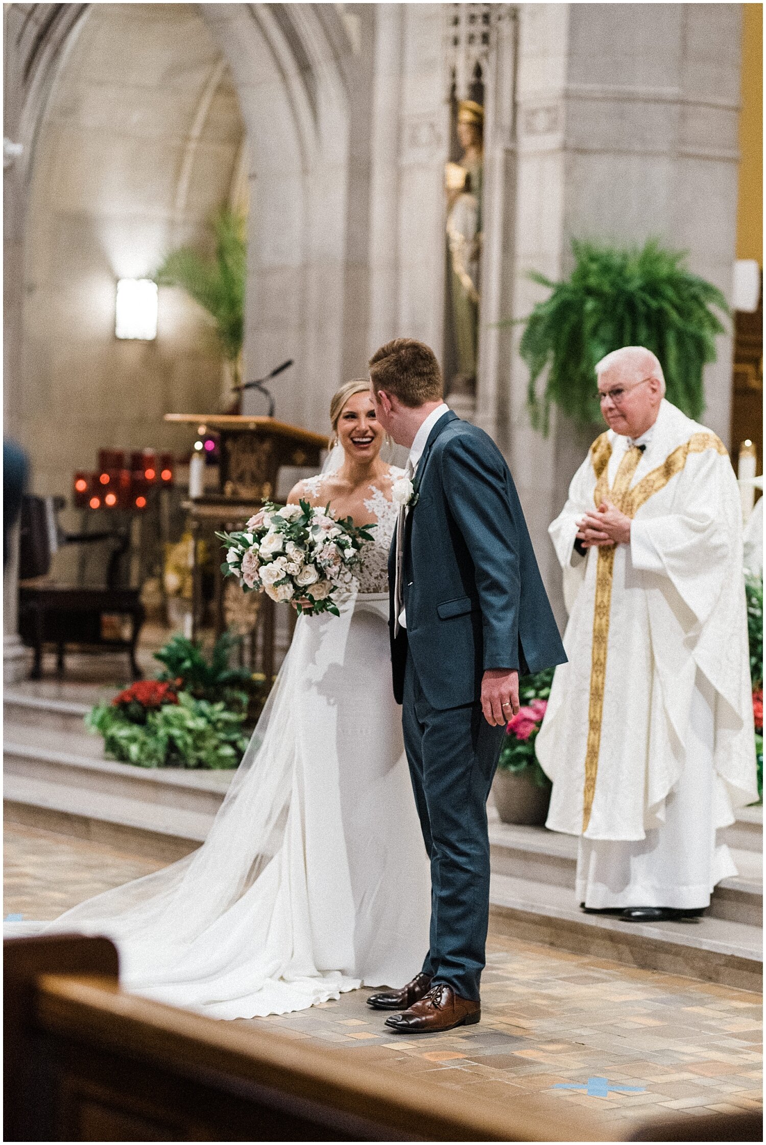 St. Cecilia Parish Catholic Church Wedding | Cincinnati, Ohio