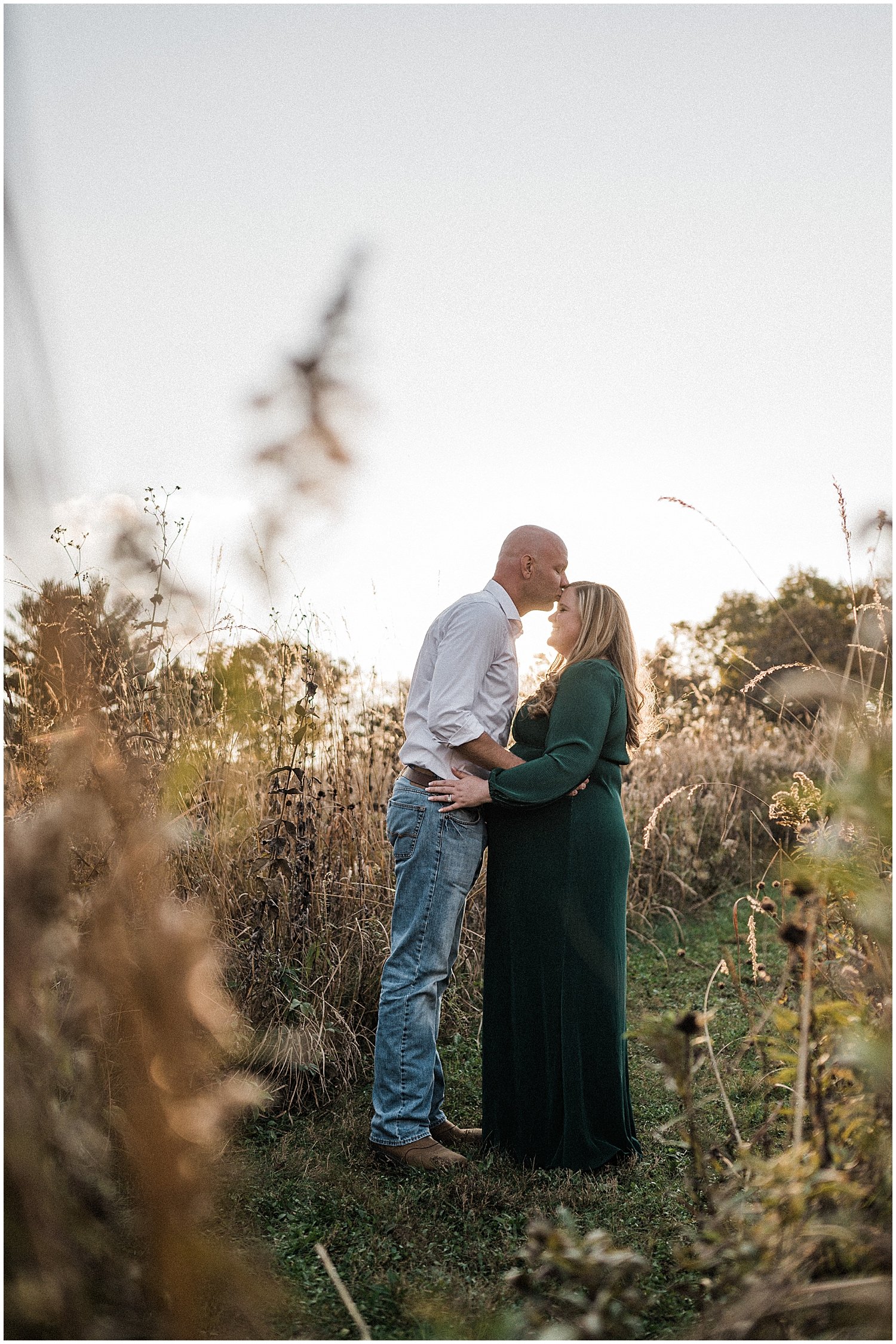 Aullwood Gardens MetroPark Maternity Session | Englewood, Ohio