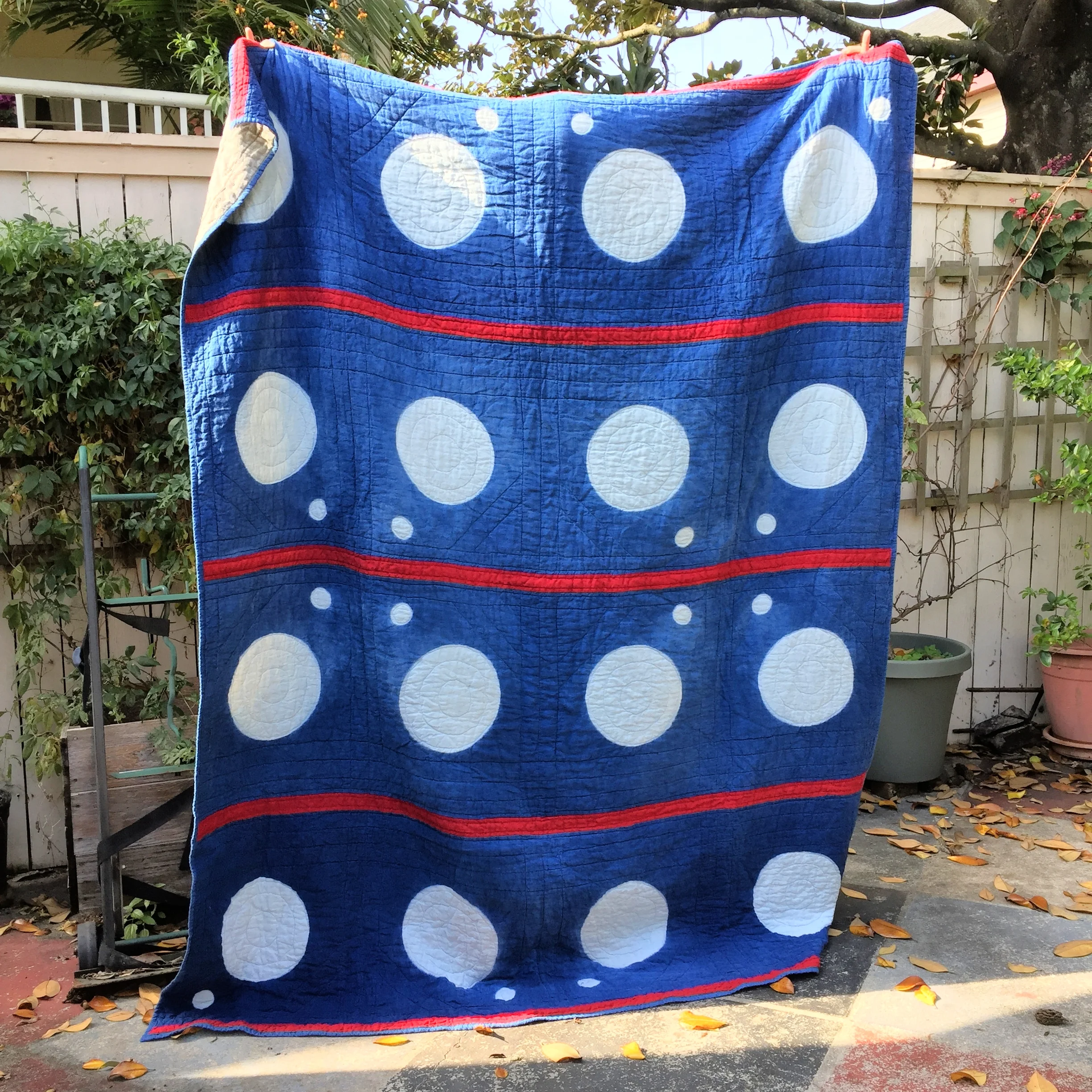 Linen Quilt Satellites