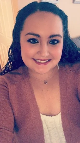 Brick & Beam Society member, Ashley DiPietro, co-chairs the Membership & Programming committee and sits on the group's Steering Committee. 