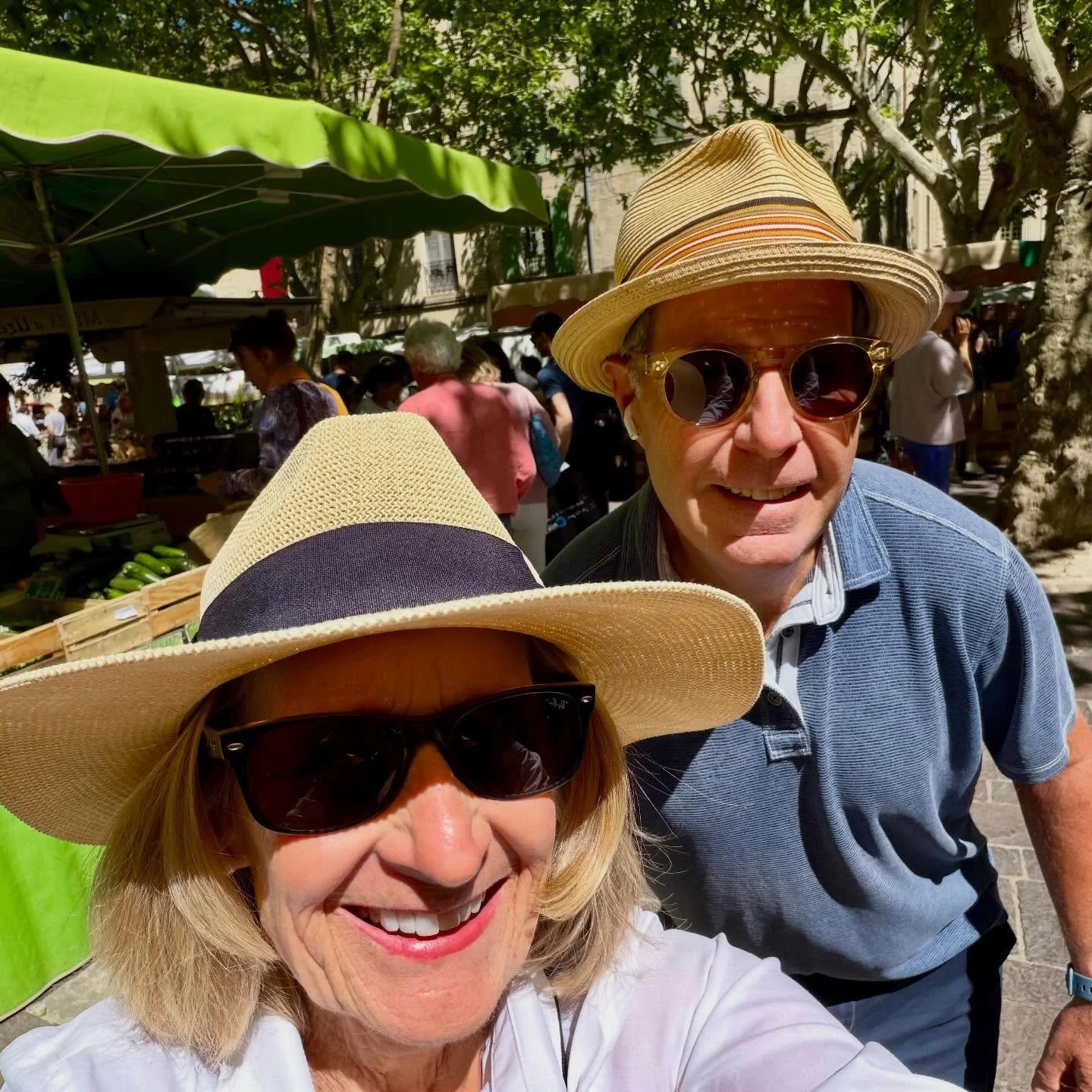 Strolled the Wednesday #farmersmarket today, and enjoyed a little lunch after. Looking for a little desk, we took in a few #brocante shops in #uzes. We didn&rsquo;t find a desk, but we admired some treasures. Which one do you fancy?
#frenchcountryliv
