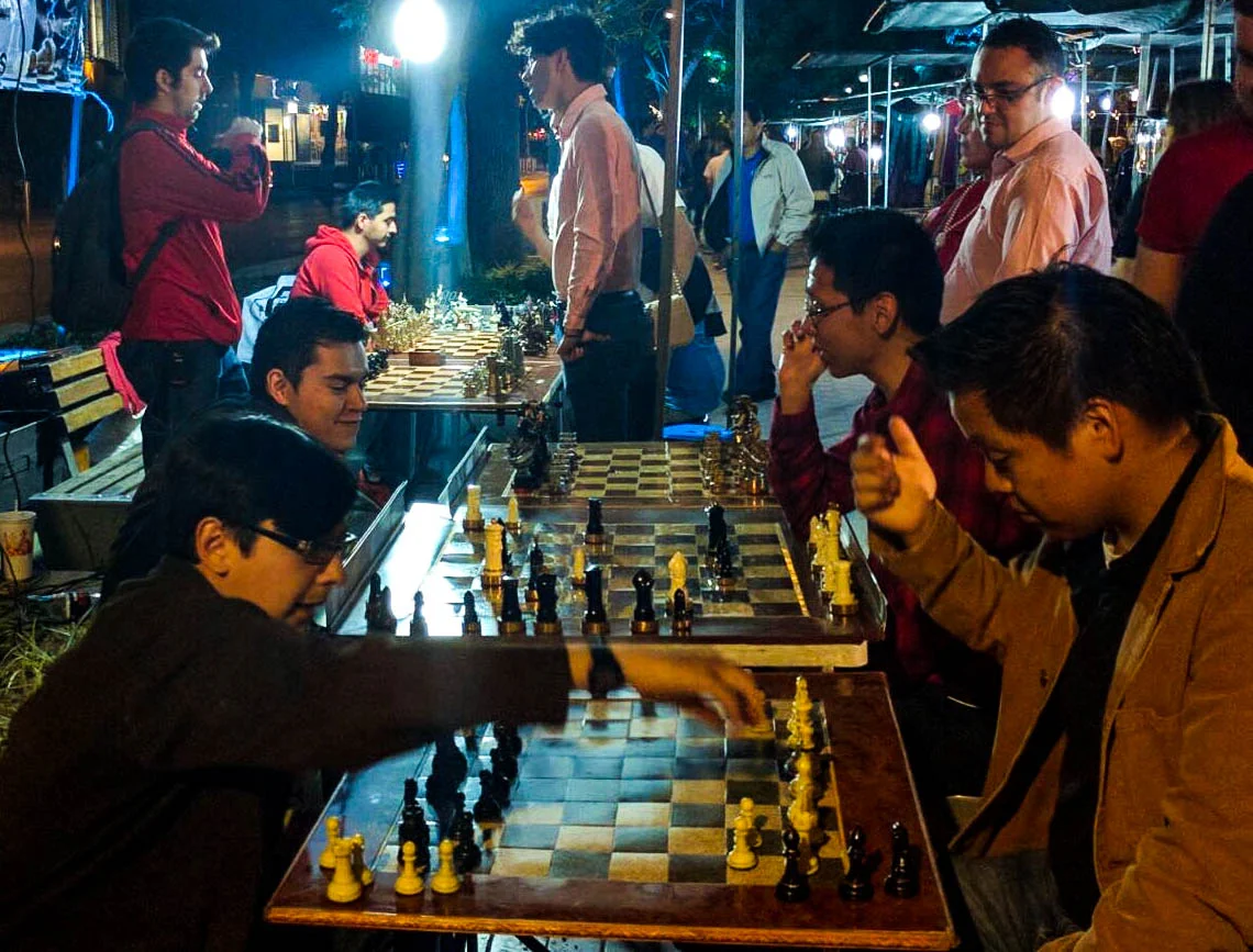 chess at night guadalajara.jpg
