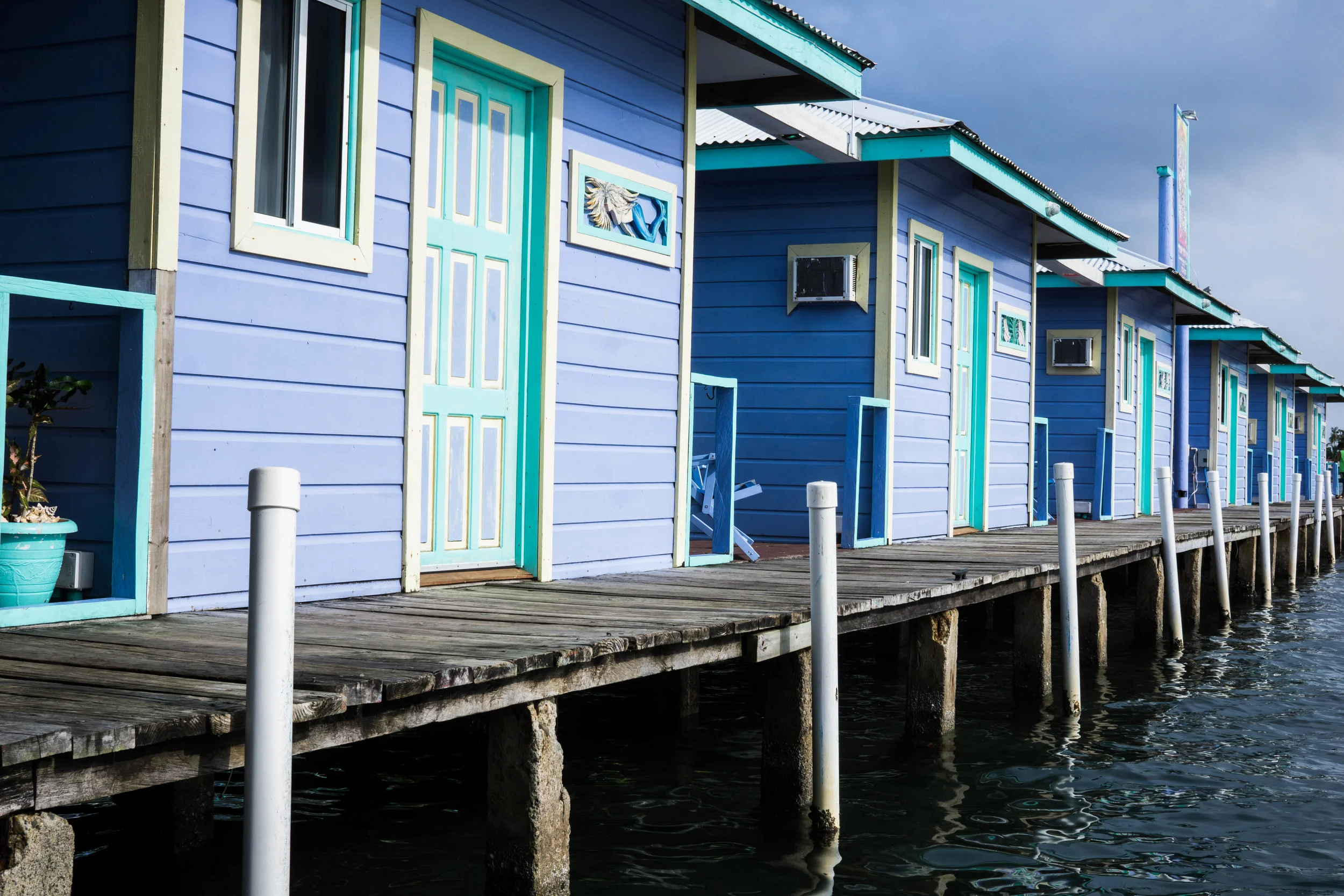 cabinas on water.jpg